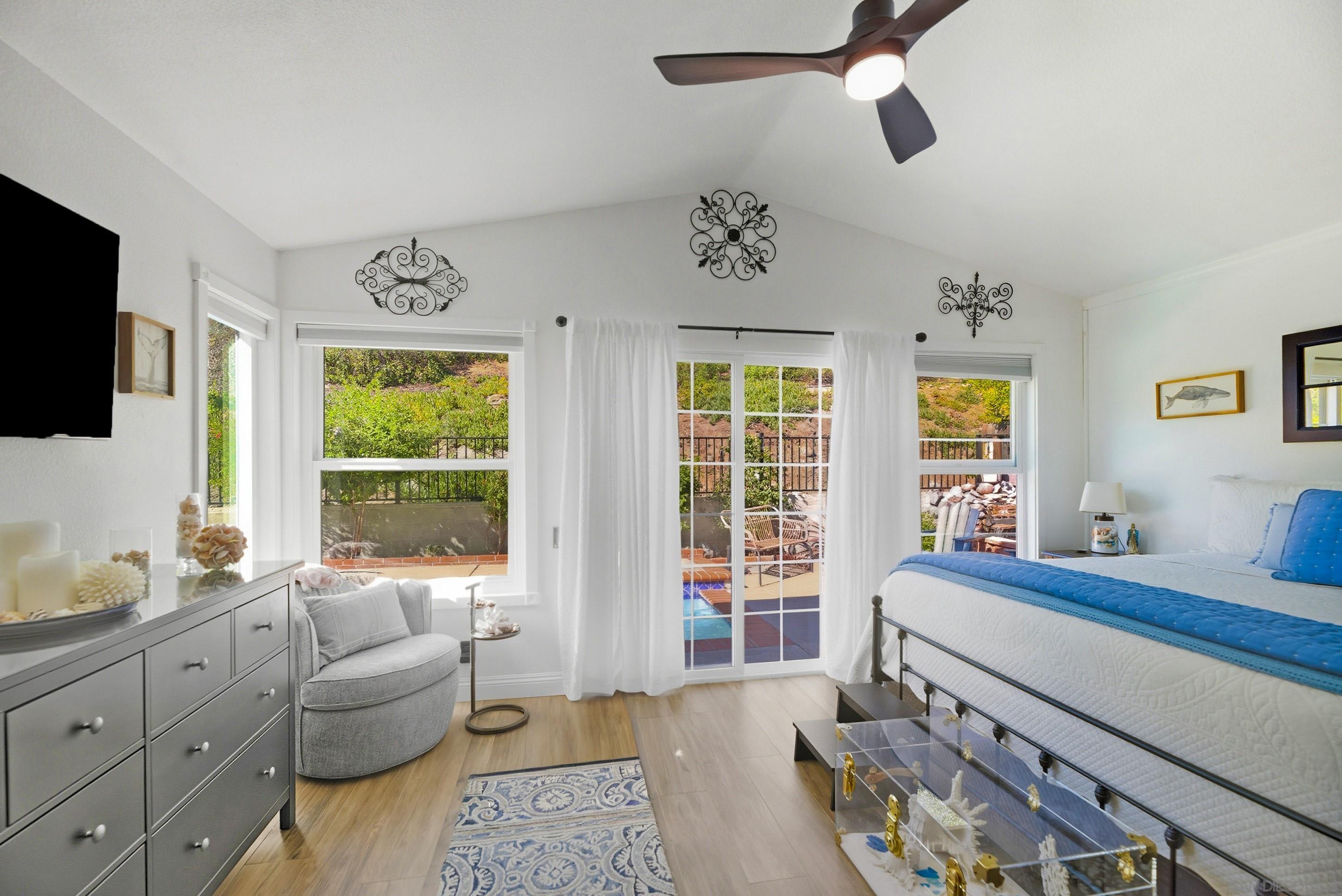 Detail Gallery Image 18 of 33 For 2121  Emberwood Way, Escondido,  CA 92029 - 3 Beds | 2 Baths