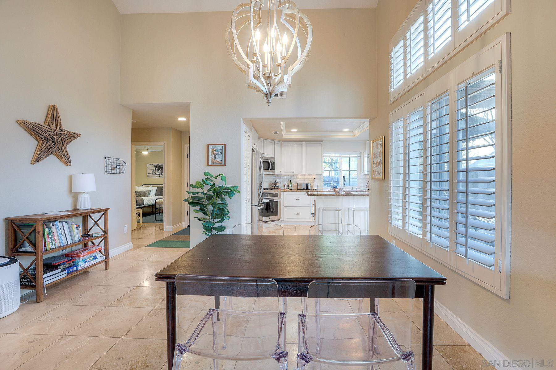 Detail Gallery Image 15 of 51 For 2037  Countrywood Way, Encinitas,  CA 92024 - 2 Beds | 2 Baths