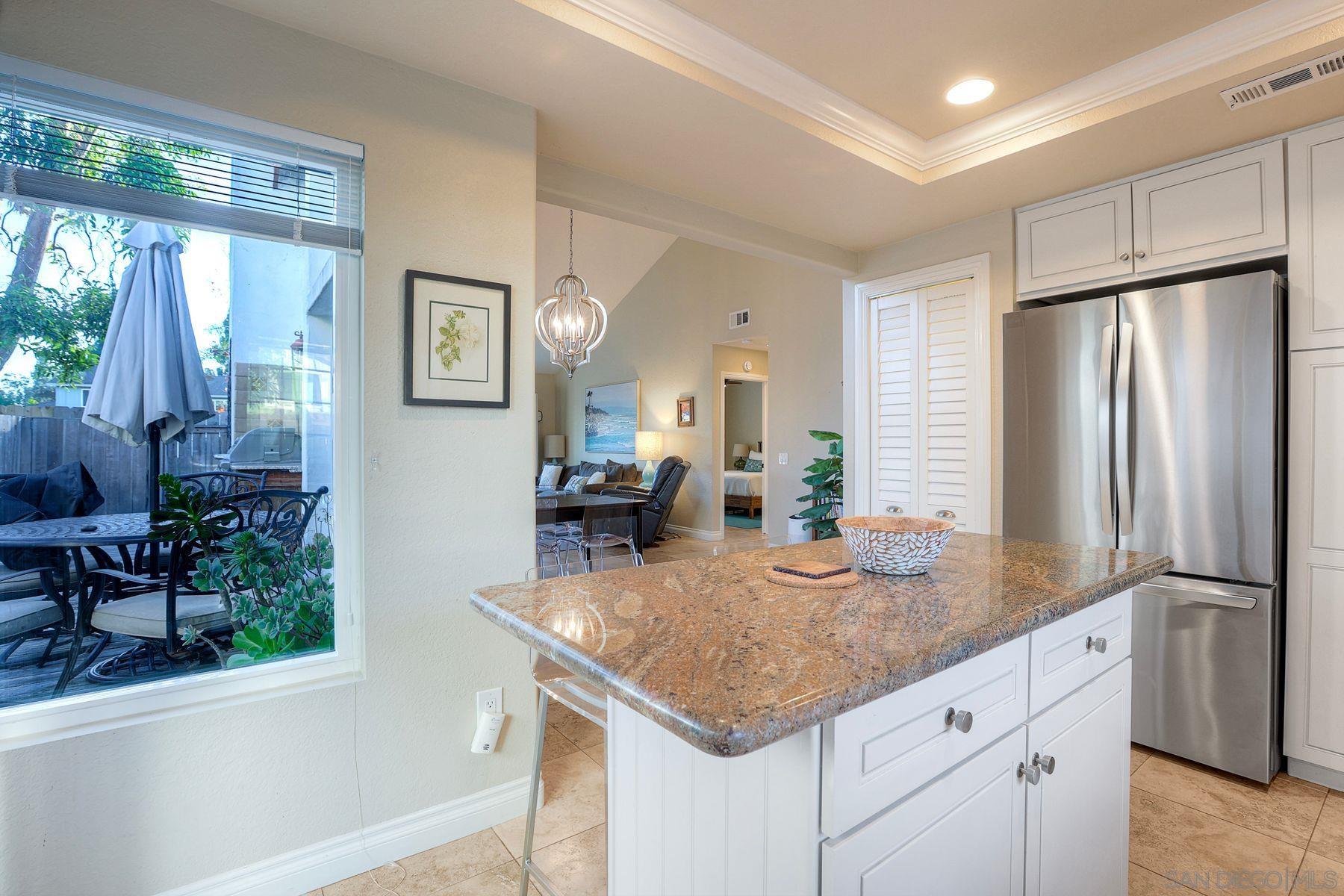 Detail Gallery Image 18 of 51 For 2037  Countrywood Way, Encinitas,  CA 92024 - 2 Beds | 2 Baths