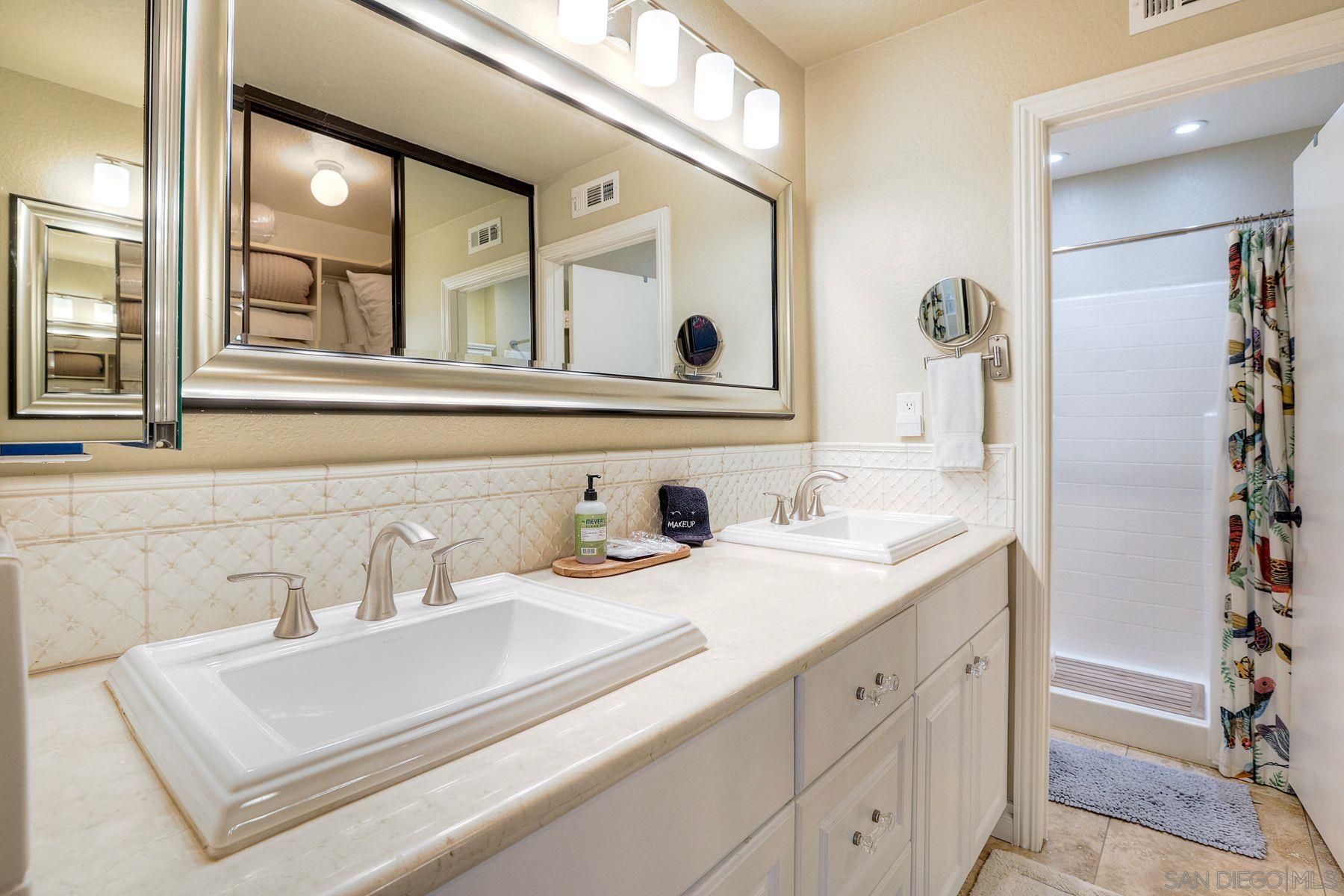 Detail Gallery Image 30 of 51 For 2037  Countrywood Way, Encinitas,  CA 92024 - 2 Beds | 2 Baths