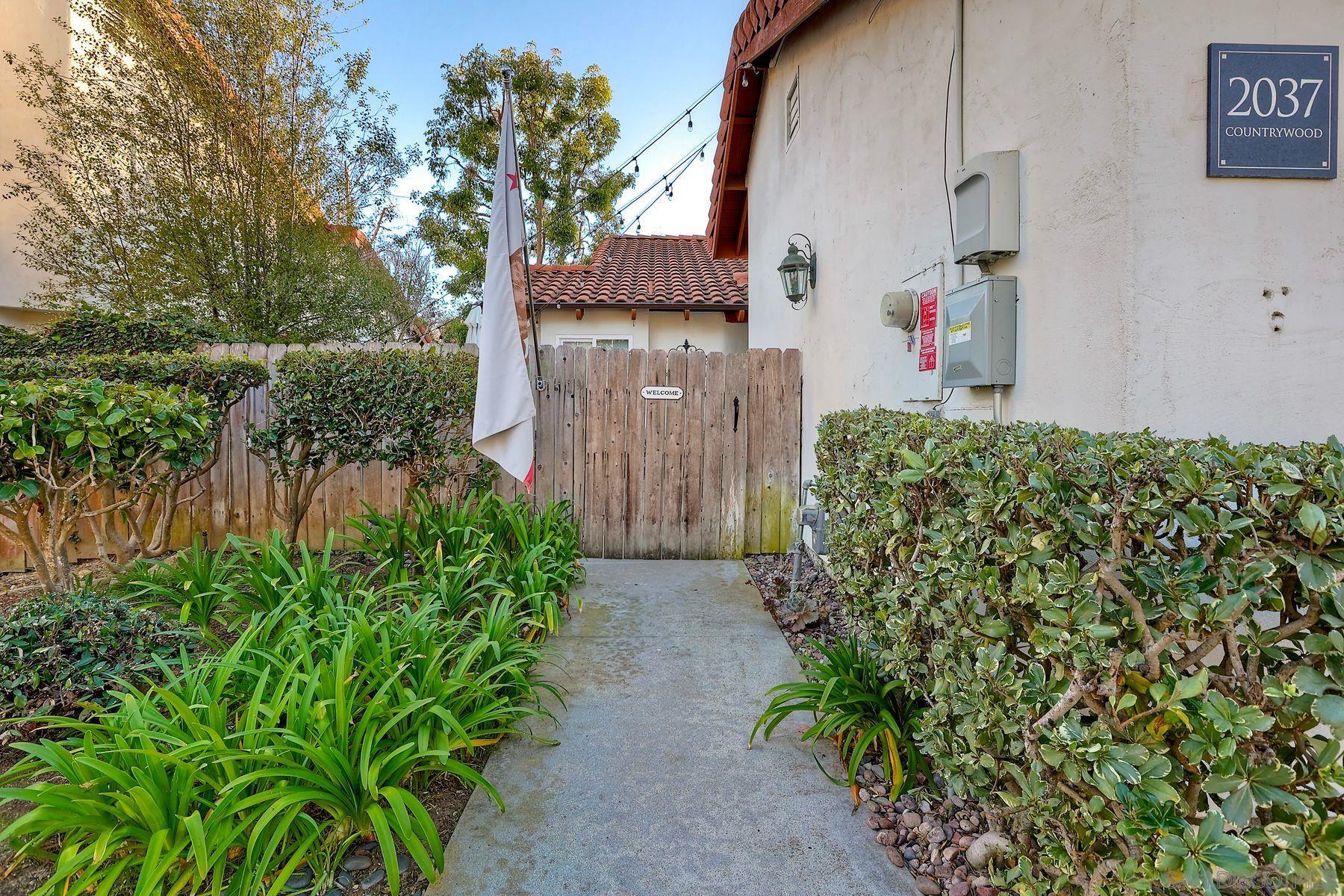 Detail Gallery Image 37 of 51 For 2037  Countrywood Way, Encinitas,  CA 92024 - 2 Beds | 2 Baths