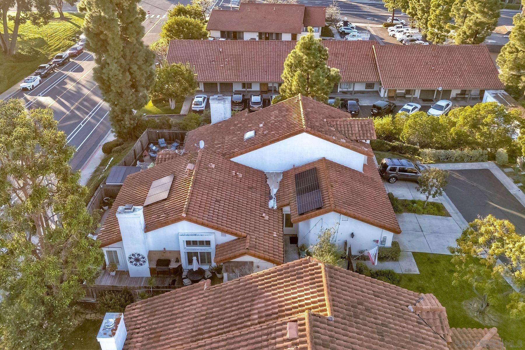 Detail Gallery Image 38 of 51 For 2037  Countrywood Way, Encinitas,  CA 92024 - 2 Beds | 2 Baths