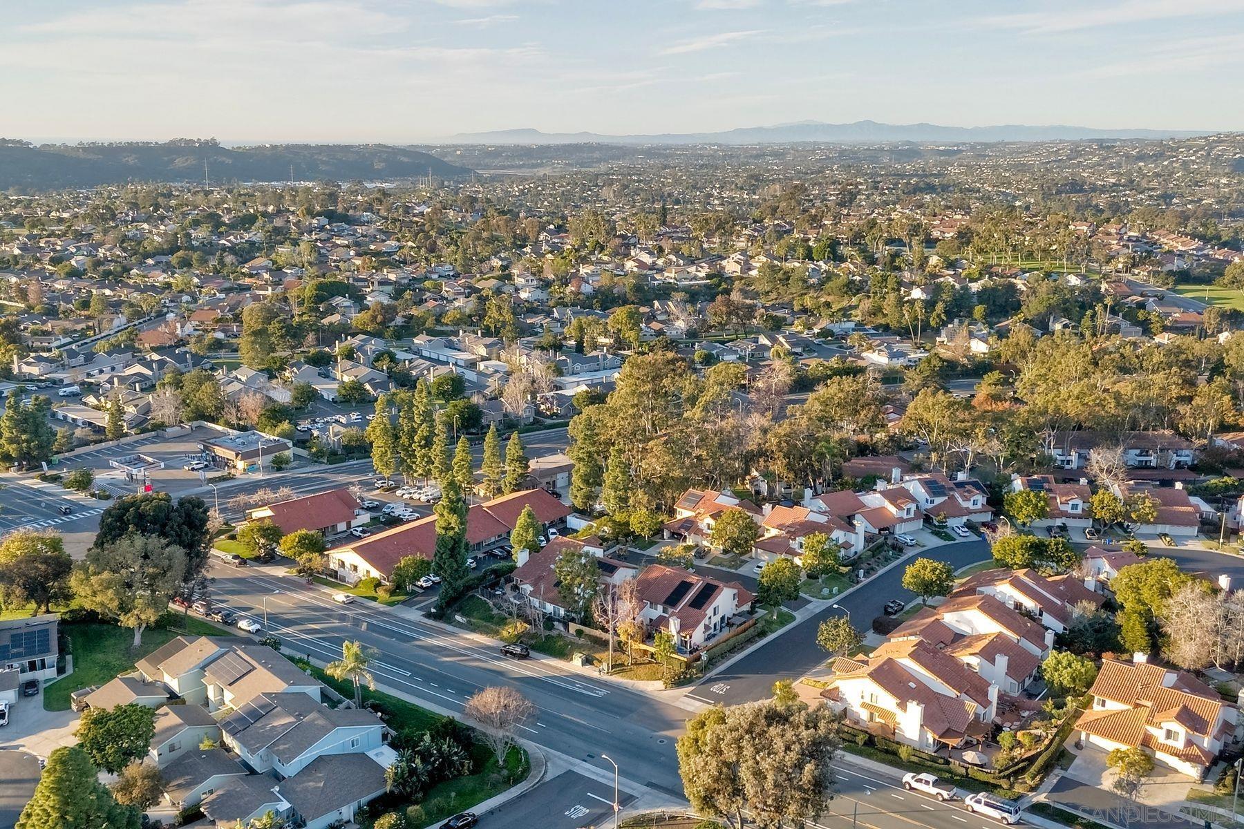 Detail Gallery Image 42 of 51 For 2037  Countrywood Way, Encinitas,  CA 92024 - 2 Beds | 2 Baths