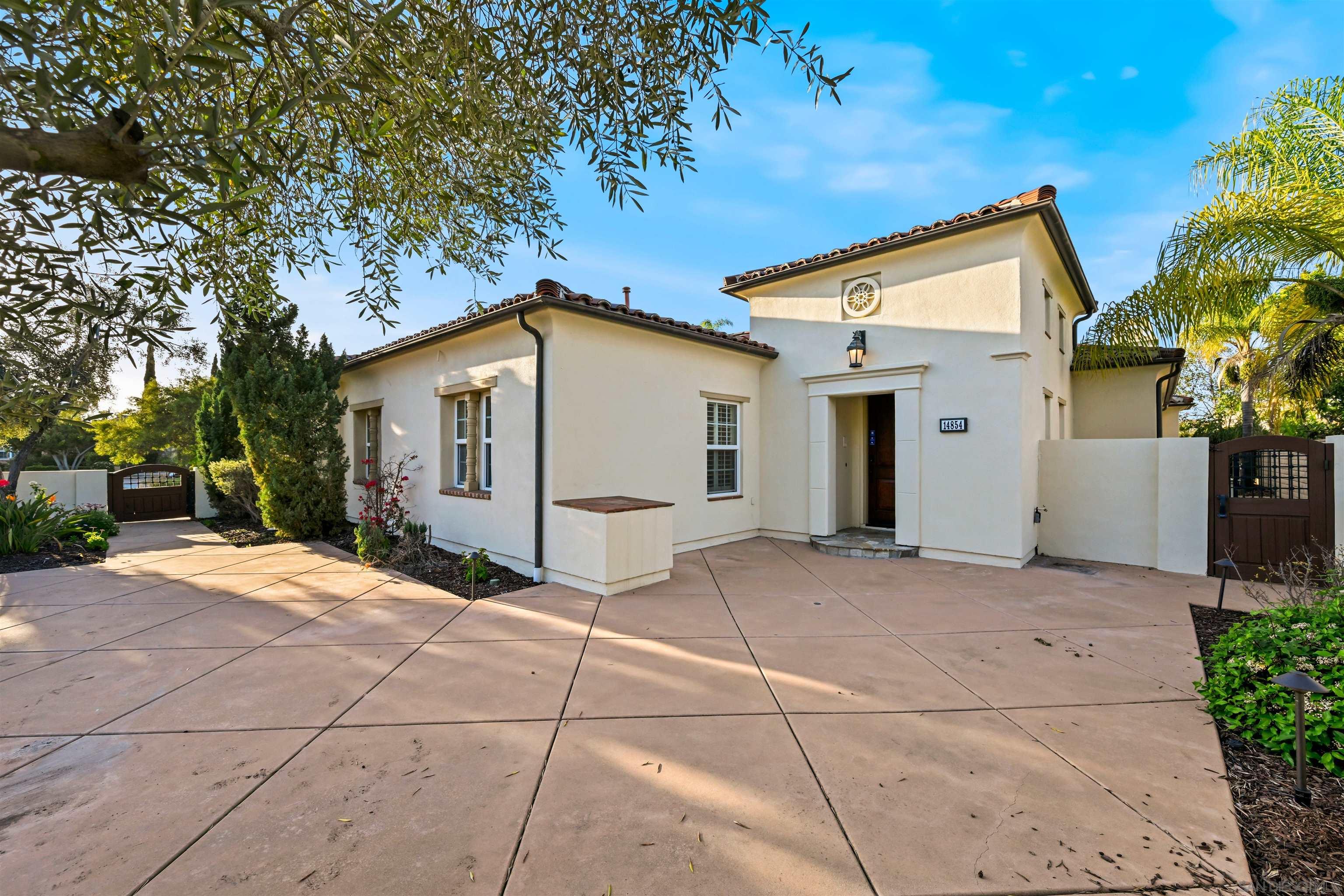 Detail Gallery Image 12 of 55 For 14854  Eden Mills Pl, San Diego,  CA 92131 - 5 Beds | 4/1 Baths