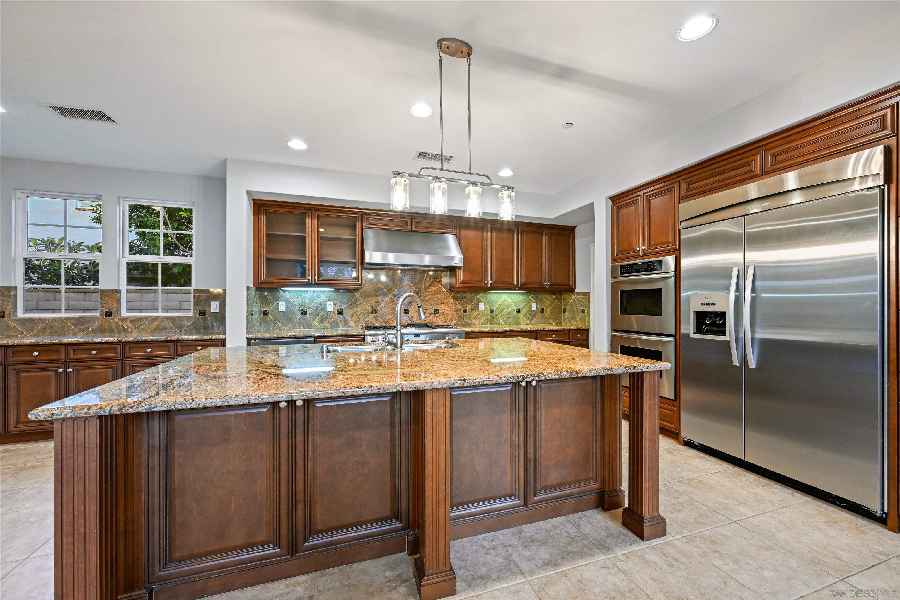 Detail Gallery Image 16 of 55 For 14854  Eden Mills Pl, San Diego,  CA 92131 - 5 Beds | 4/1 Baths