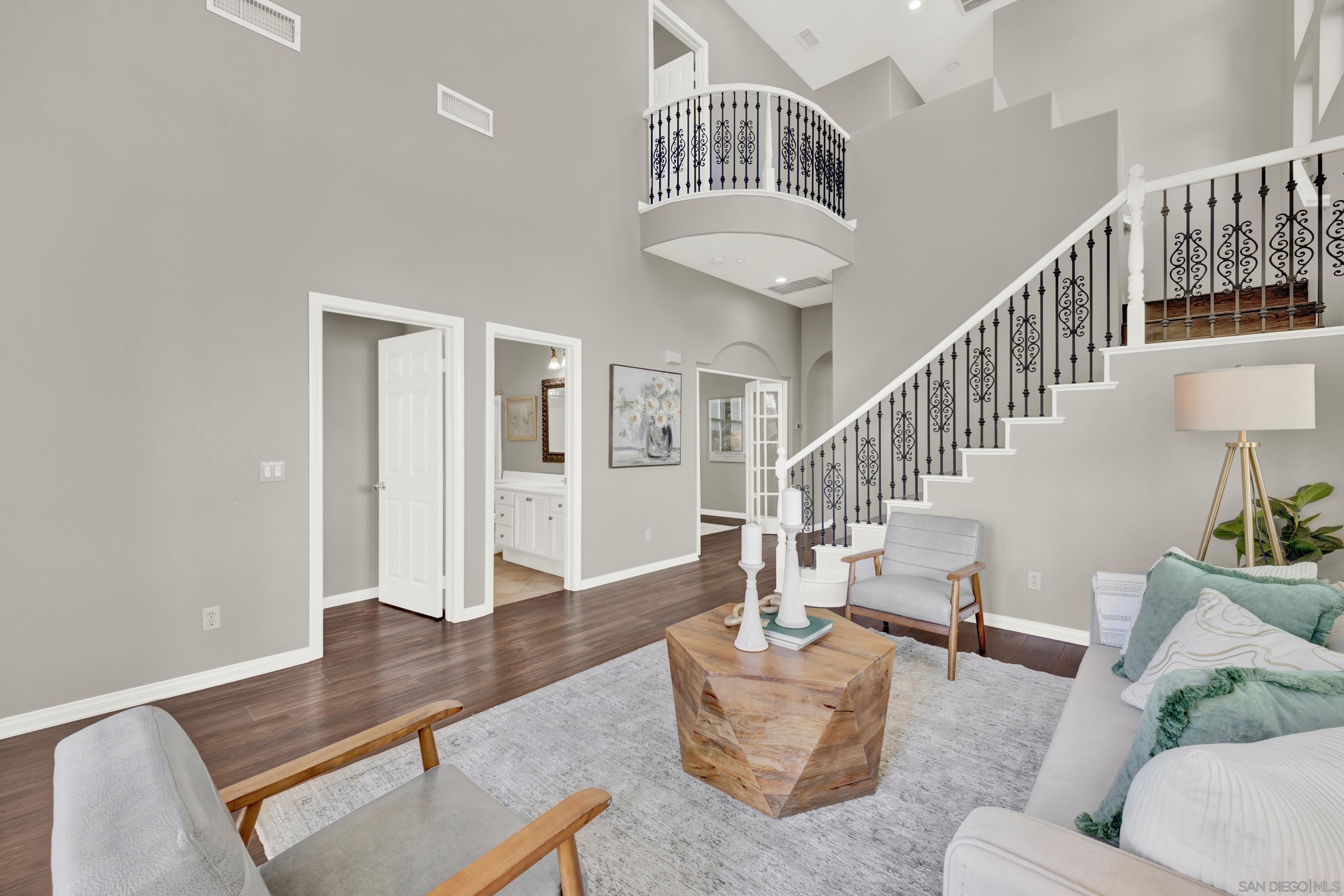 Detail Gallery Image 7 of 65 For 10109  Prairie Fawn Dr, San Diego,  CA 92127 - 5 Beds | 3 Baths