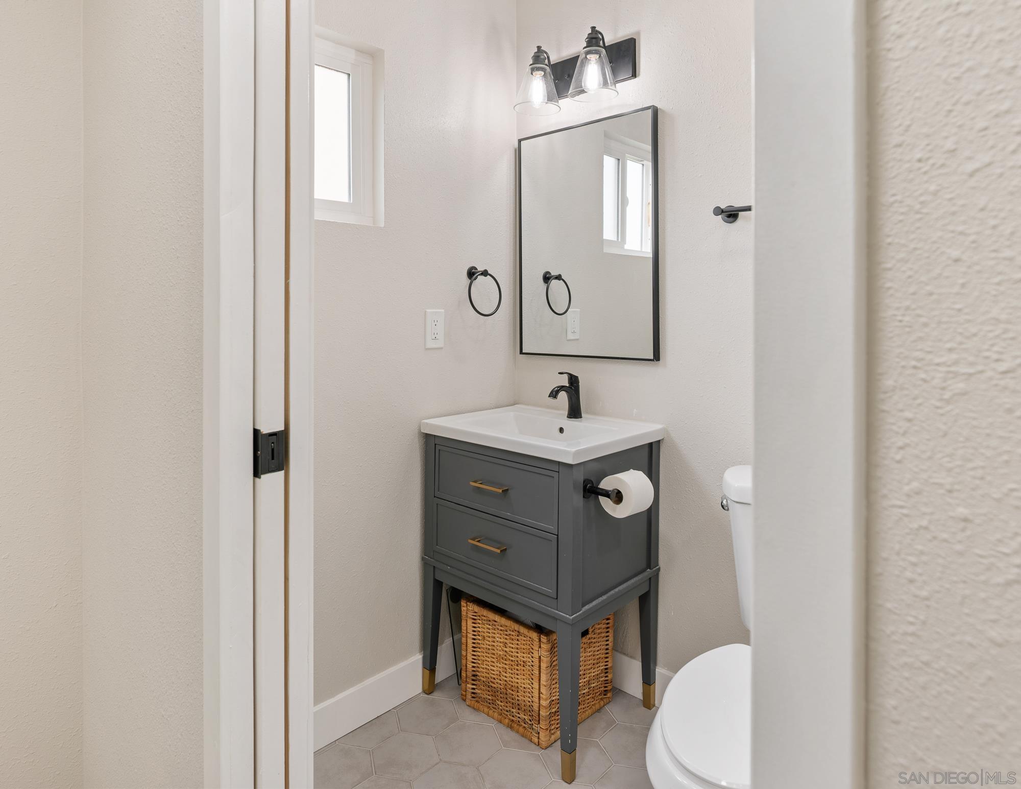 Detail Gallery Image 24 of 46 For 6832  Lazy Clouds, San Diego,  CA 92120 - 3 Beds | 2 Baths