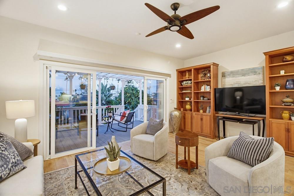 Detail Gallery Image 17 of 75 For 4460  Niagara Avenue, San Diego,  CA 92107 - 4 Beds | 4 Baths