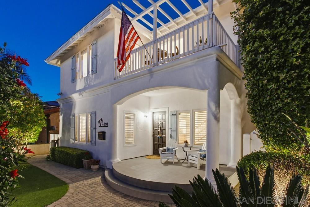 Detail Gallery Image 4 of 75 For 4460  Niagara Avenue, San Diego,  CA 92107 - 4 Beds | 4 Baths