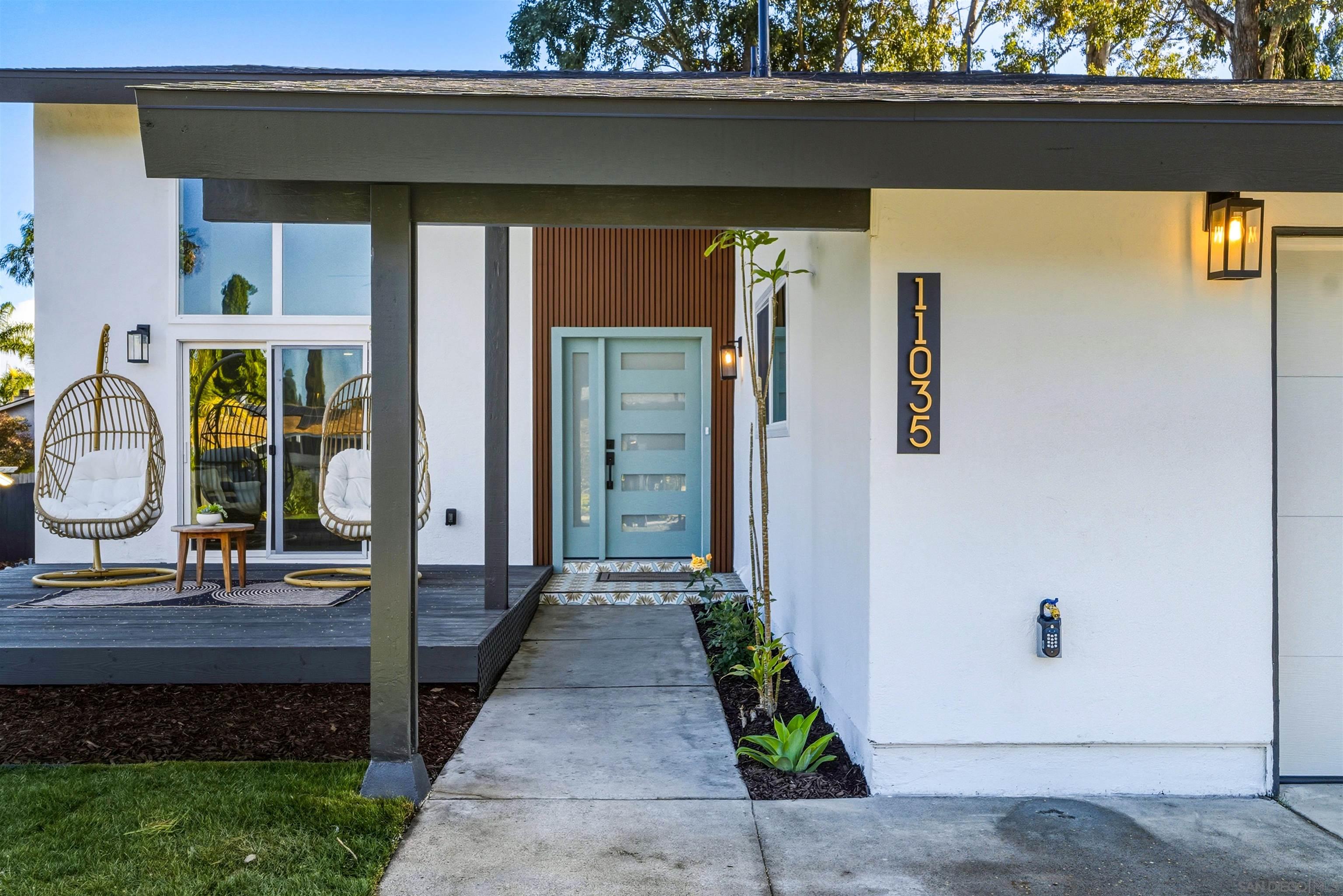 Front Image Thumbnail for SD260002833