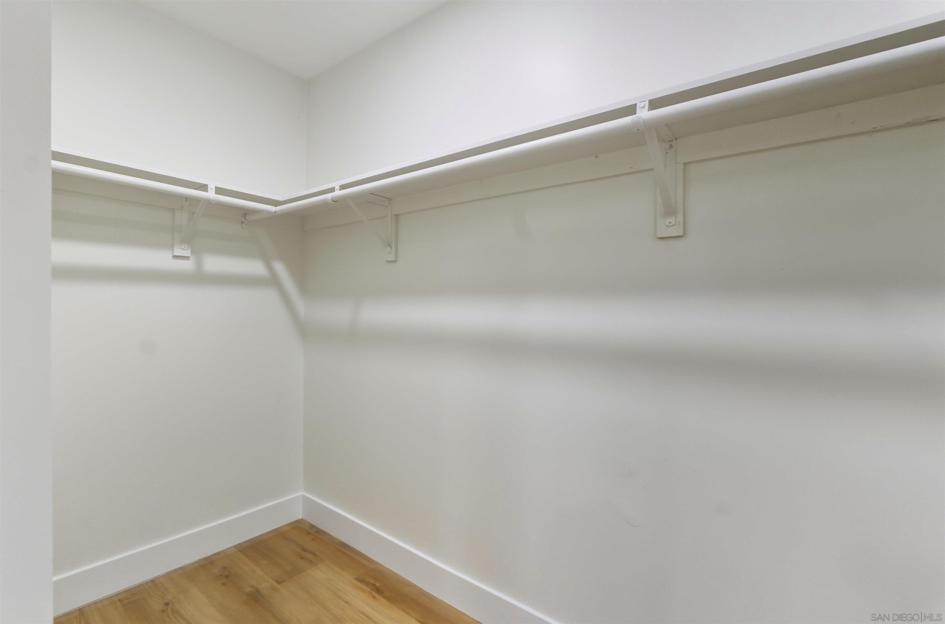 Detail Gallery Image 16 of 37 For 11035  Avenida Maria, San Diego,  CA 92129 - 4 Beds | 3/1 Baths