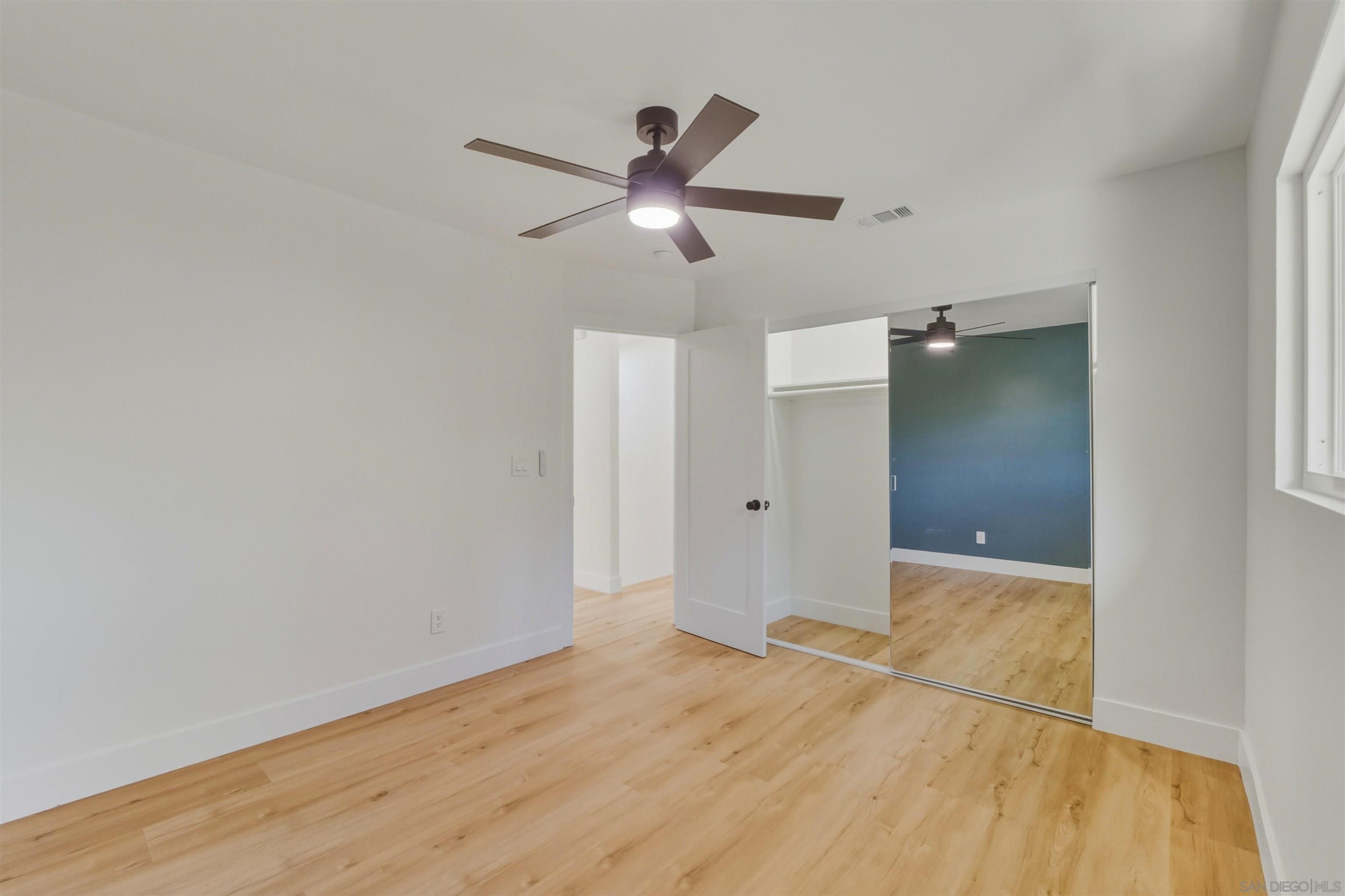 Detail Gallery Image 20 of 37 For 11035  Avenida Maria, San Diego,  CA 92129 - 4 Beds | 3/1 Baths