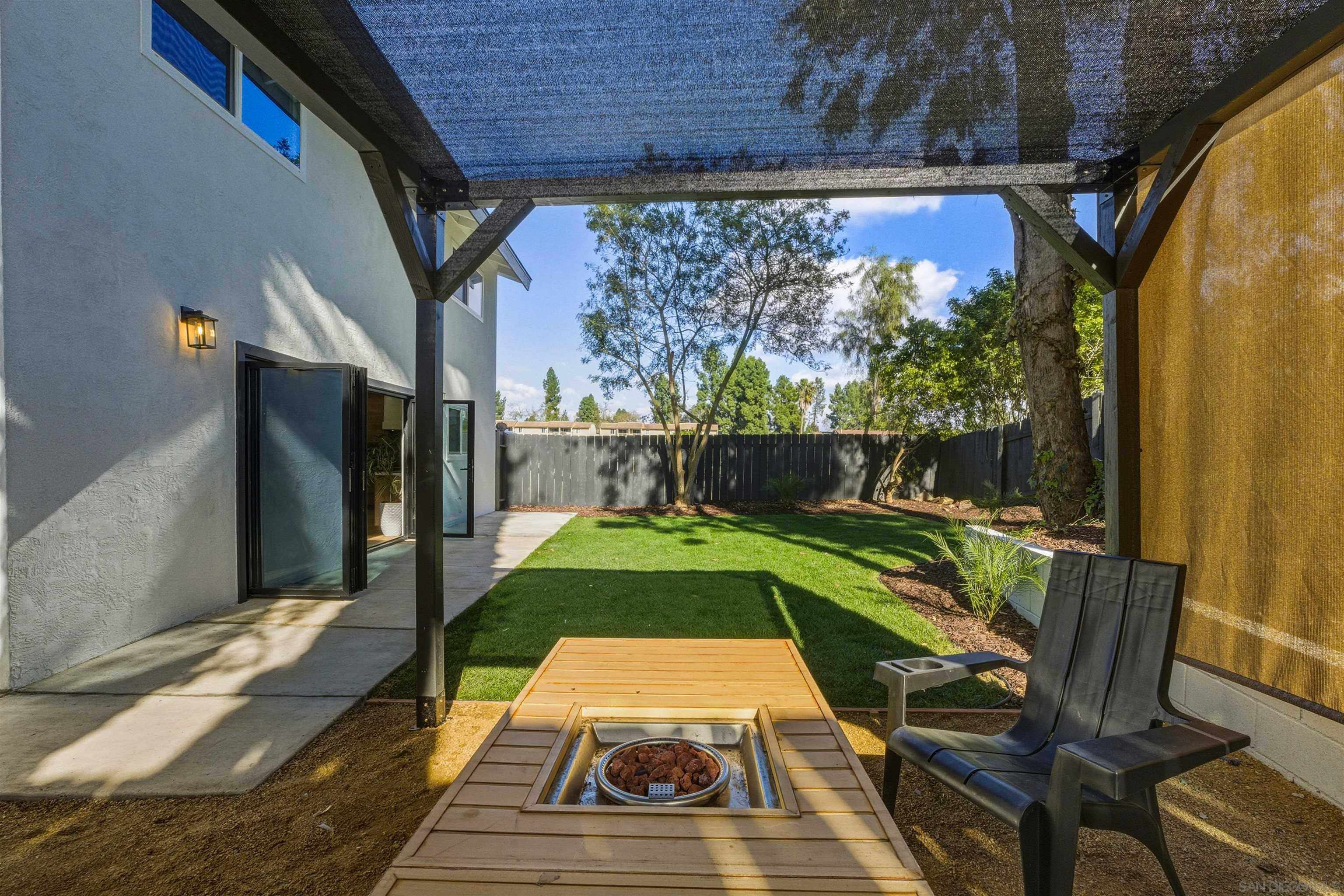 Detail Gallery Image 29 of 37 For 11035  Avenida Maria, San Diego,  CA 92129 - 4 Beds | 3/1 Baths