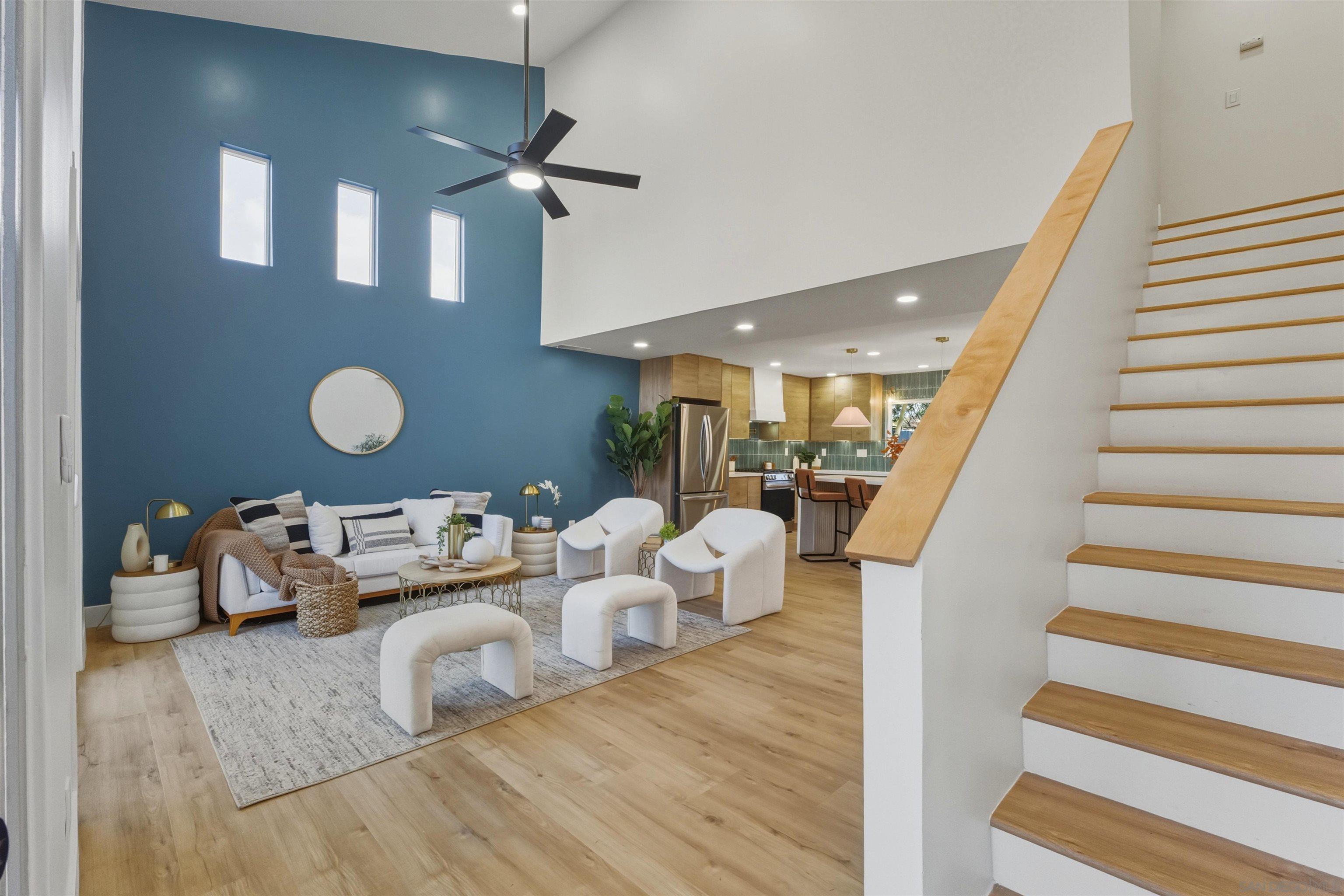 Detail Gallery Image 4 of 37 For 11035  Avenida Maria, San Diego,  CA 92129 - 4 Beds | 3/1 Baths