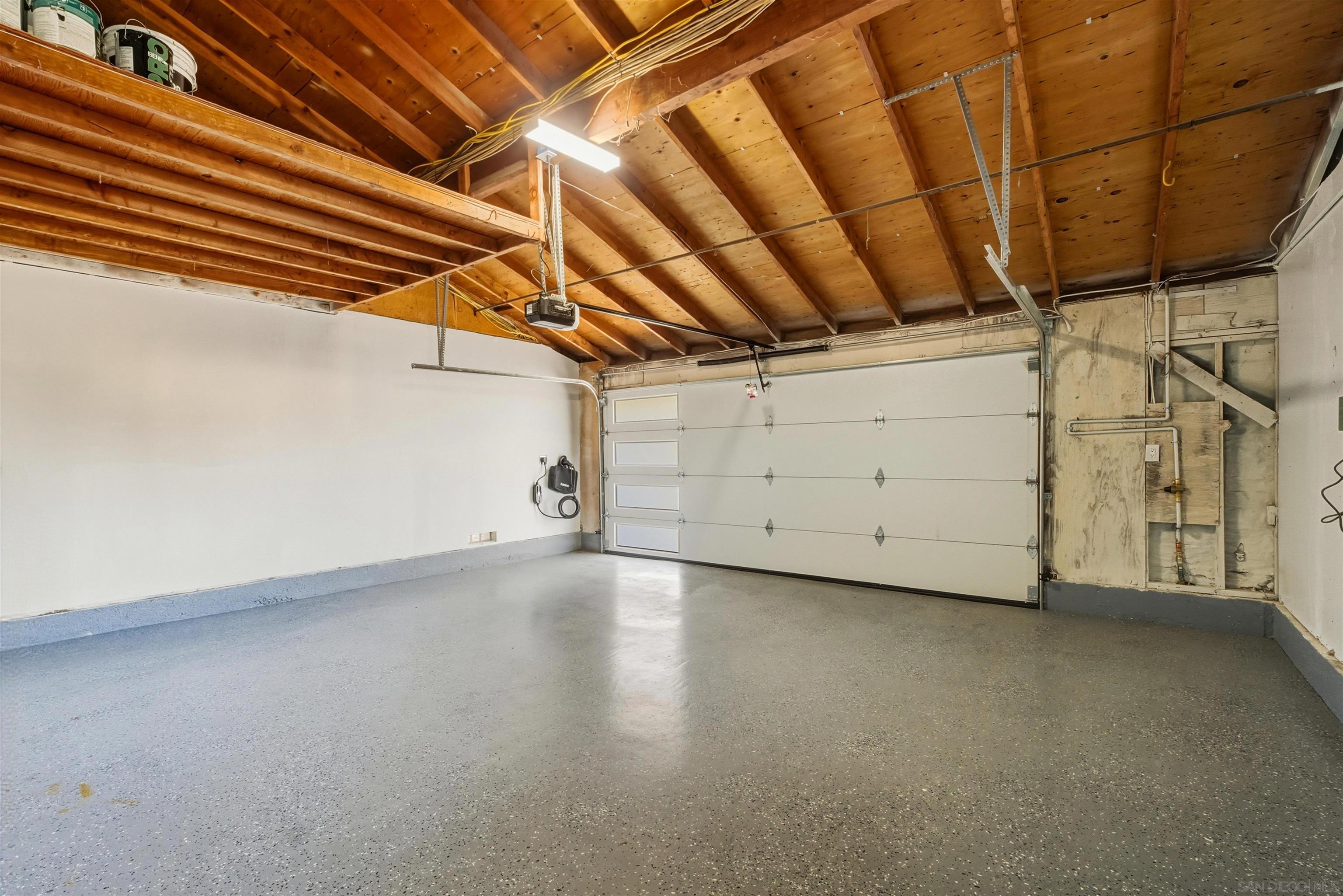 Detail Gallery Image 32 of 38 For 11035  Avenida Maria, San Diego,  CA 92129 - 4 Beds | 3/1 Baths