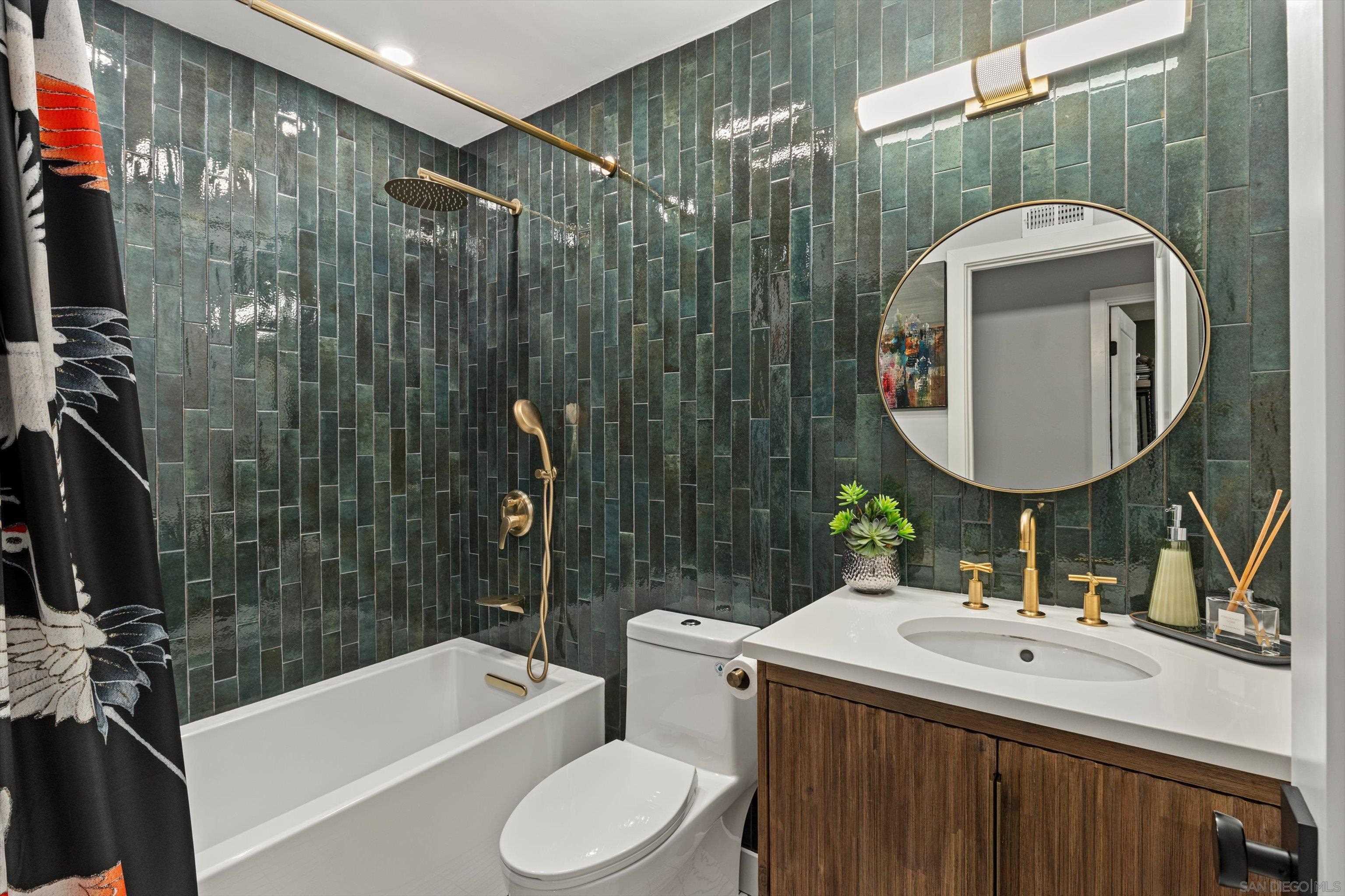 Detail Gallery Image 24 of 38 For 3320  Caminito Eastbluff  #135,  La Jolla,  CA 92037 - 3 Beds | 2/1 Baths