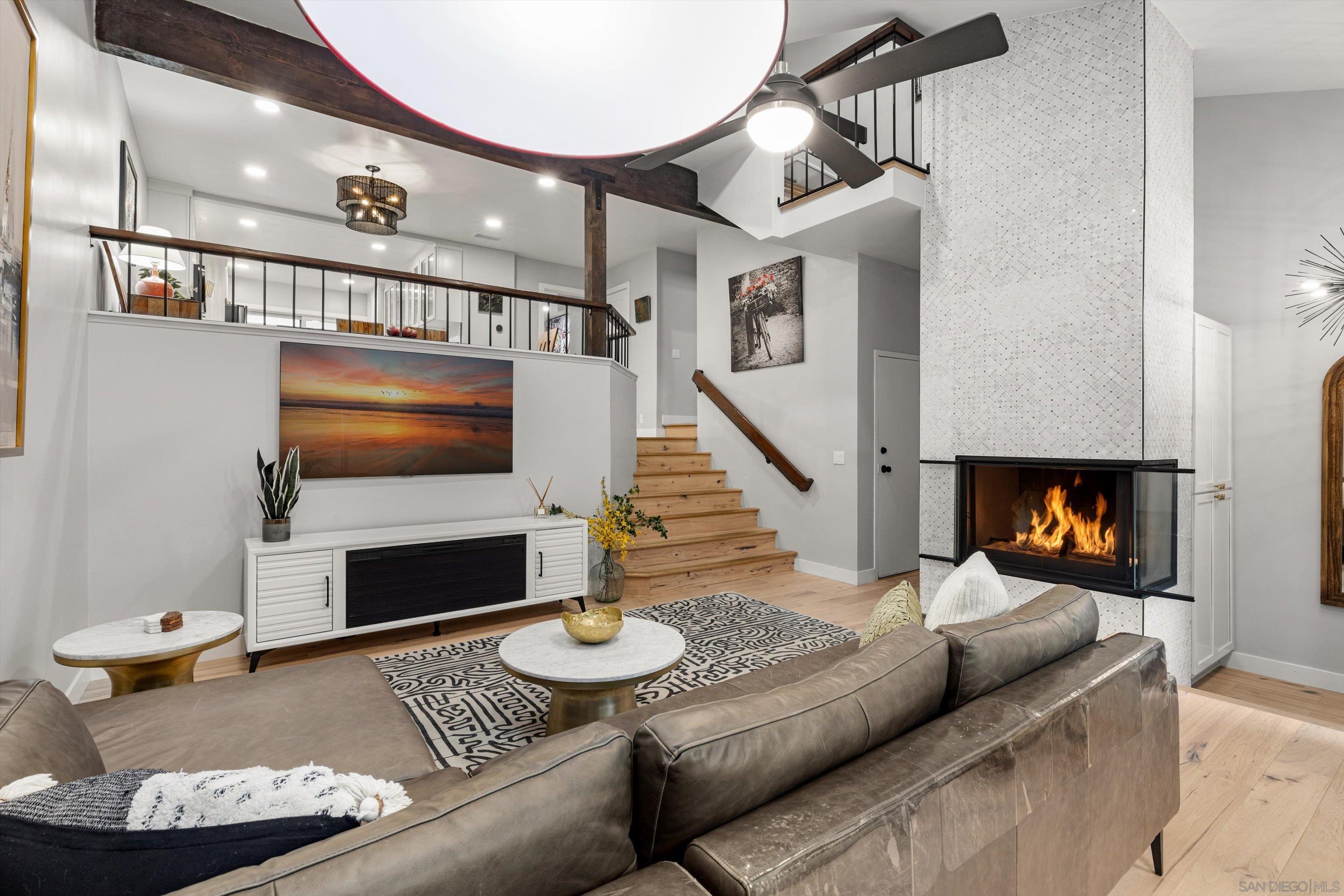 Detail Gallery Image 6 of 38 For 3320  Caminito Eastbluff  #135,  La Jolla,  CA 92037 - 3 Beds | 2/1 Baths