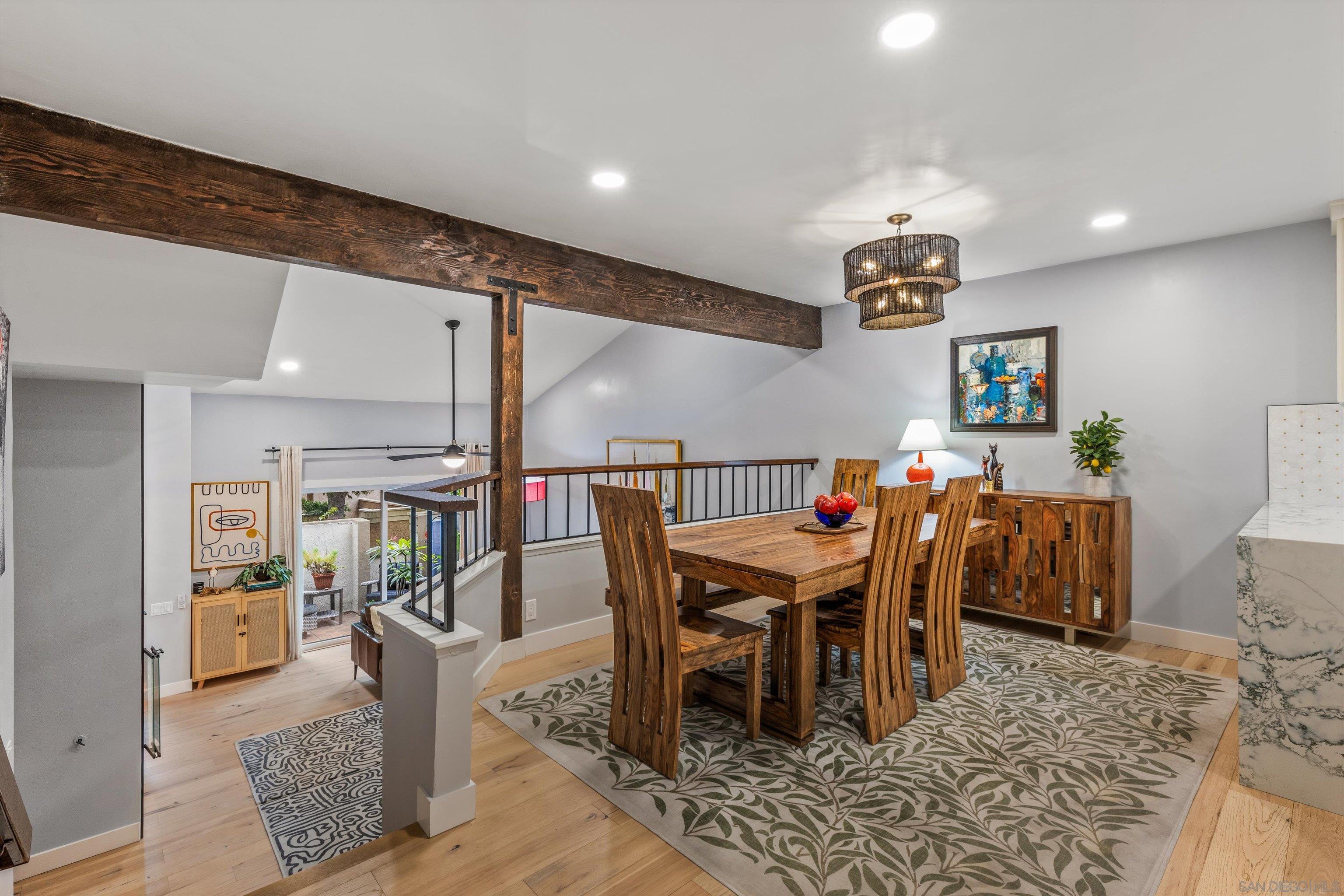 Detail Gallery Image 7 of 38 For 3320  Caminito Eastbluff  #135,  La Jolla,  CA 92037 - 3 Beds | 2/1 Baths