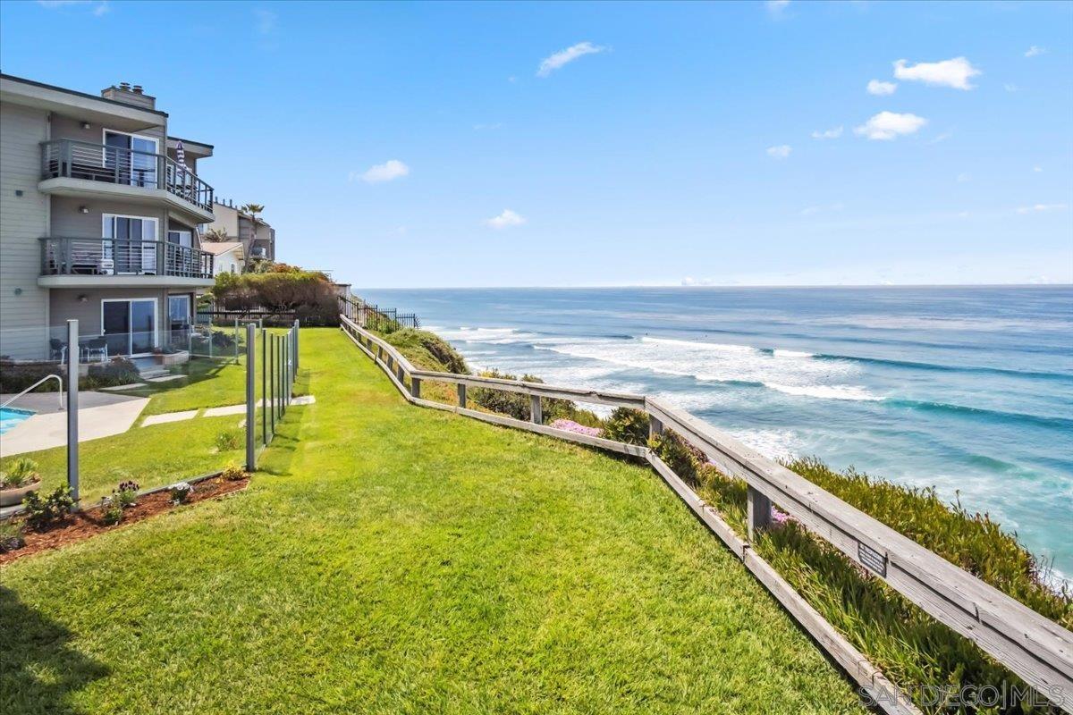 Detail Gallery Image 27 of 49 For 940  Sealane Dr  #5,  Encinitas,  CA 92024 - 2 Beds | 2 Baths