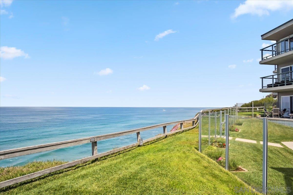 Detail Gallery Image 29 of 49 For 940  Sealane Dr  #5,  Encinitas,  CA 92024 - 2 Beds | 2 Baths