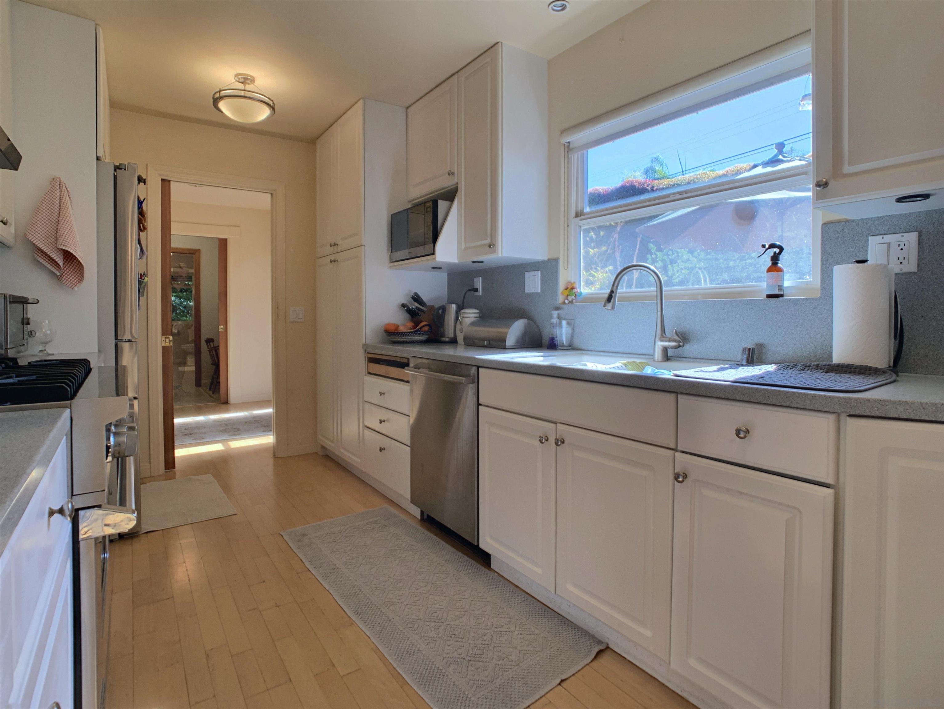 Detail Gallery Image 14 of 32 For 9218  Briercrest Dr, La Mesa,  CA 91942 - 3 Beds | 2 Baths