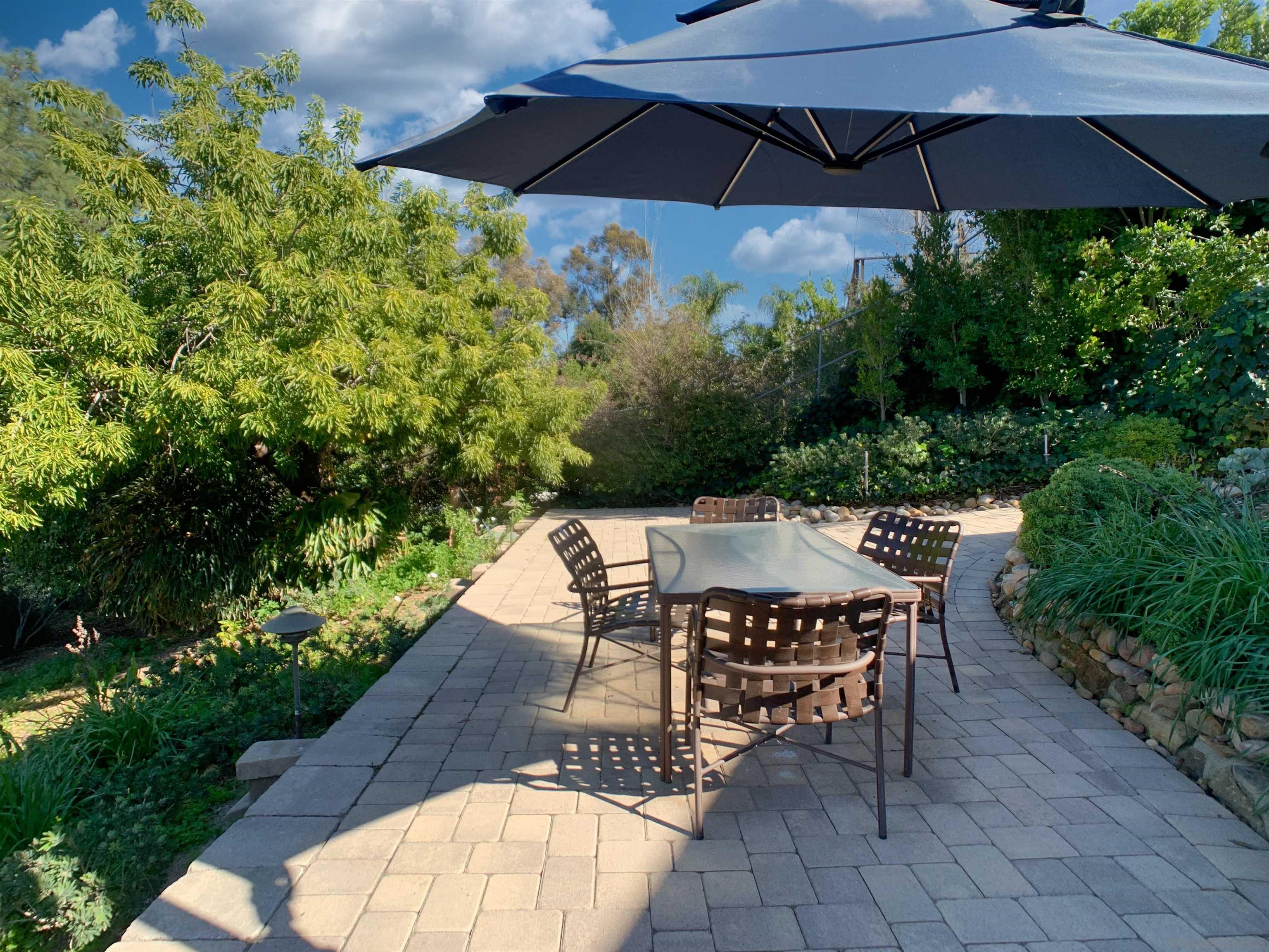 Detail Gallery Image 5 of 32 For 9218  Briercrest Dr, La Mesa,  CA 91942 - 3 Beds | 2 Baths