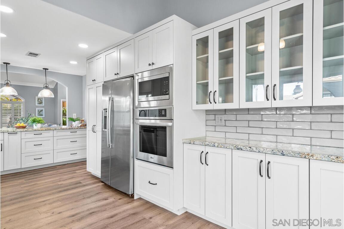 Detail Gallery Image 13 of 45 For 9160  Paseo Cresta, Santee,  CA 92071 - 3 Beds | 2 Baths