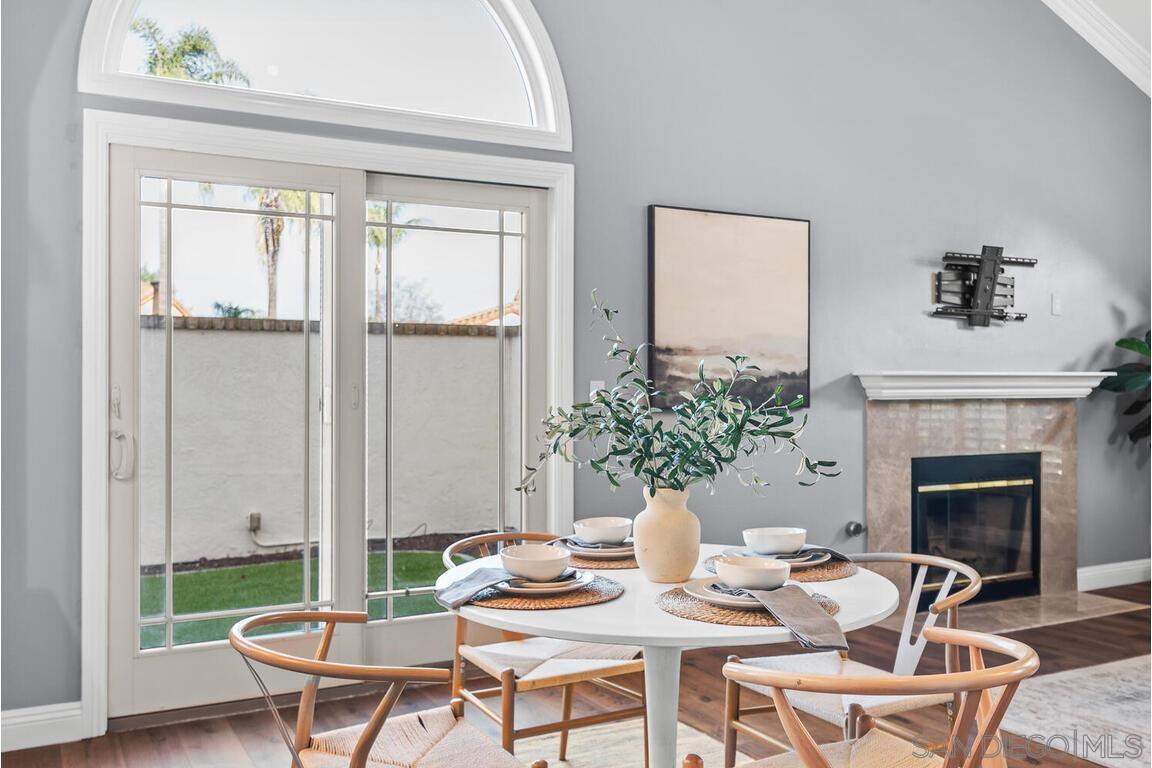 Detail Gallery Image 6 of 45 For 9160  Paseo Cresta, Santee,  CA 92071 - 3 Beds | 2 Baths