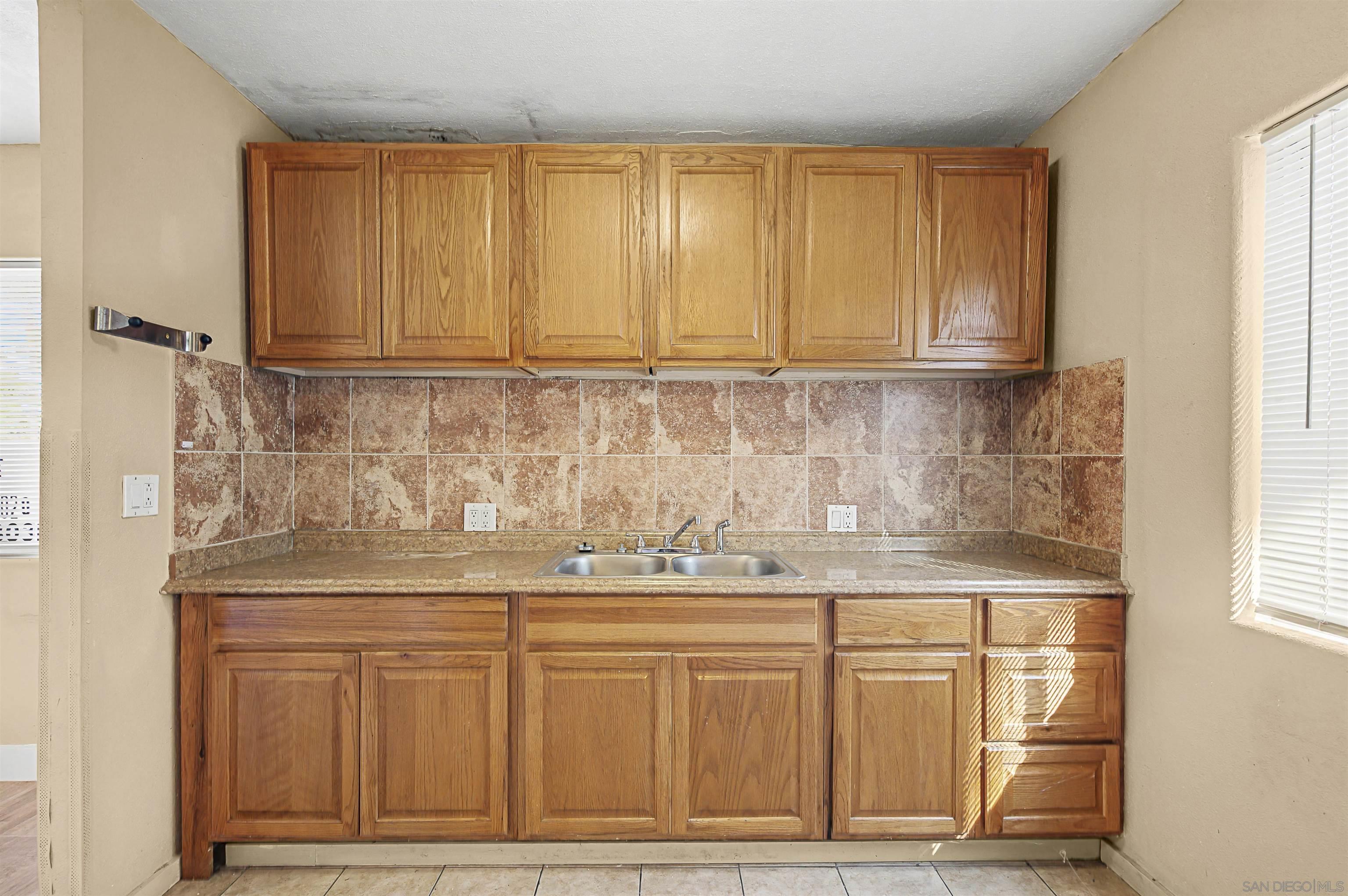 Detail Gallery Image 37 of 45 For 4397 - 4399  Swift Ave, San Diego,  CA 92104 - – Beds | – Baths