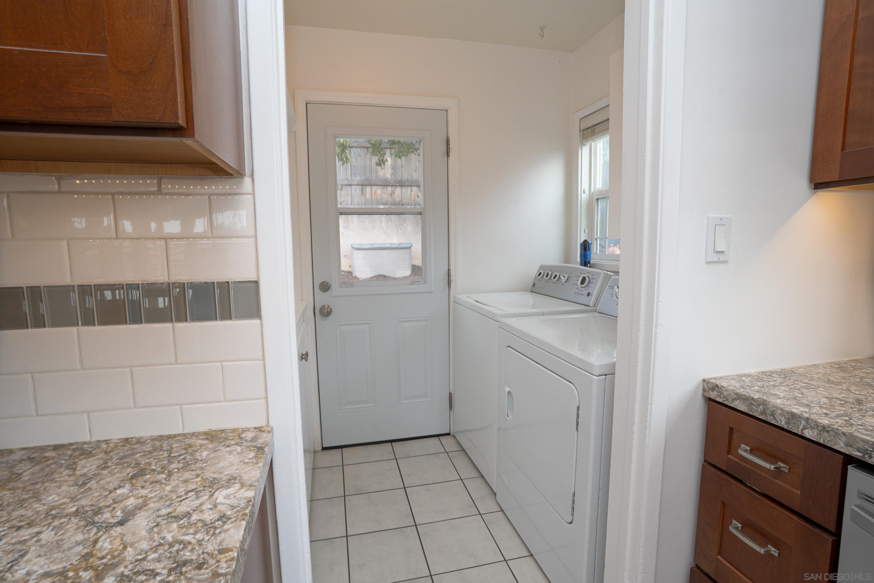 Detail Gallery Image 14 of 38 For 4810  Twain Ave., San Diego,  CA 92120 - 3 Beds | 2 Baths