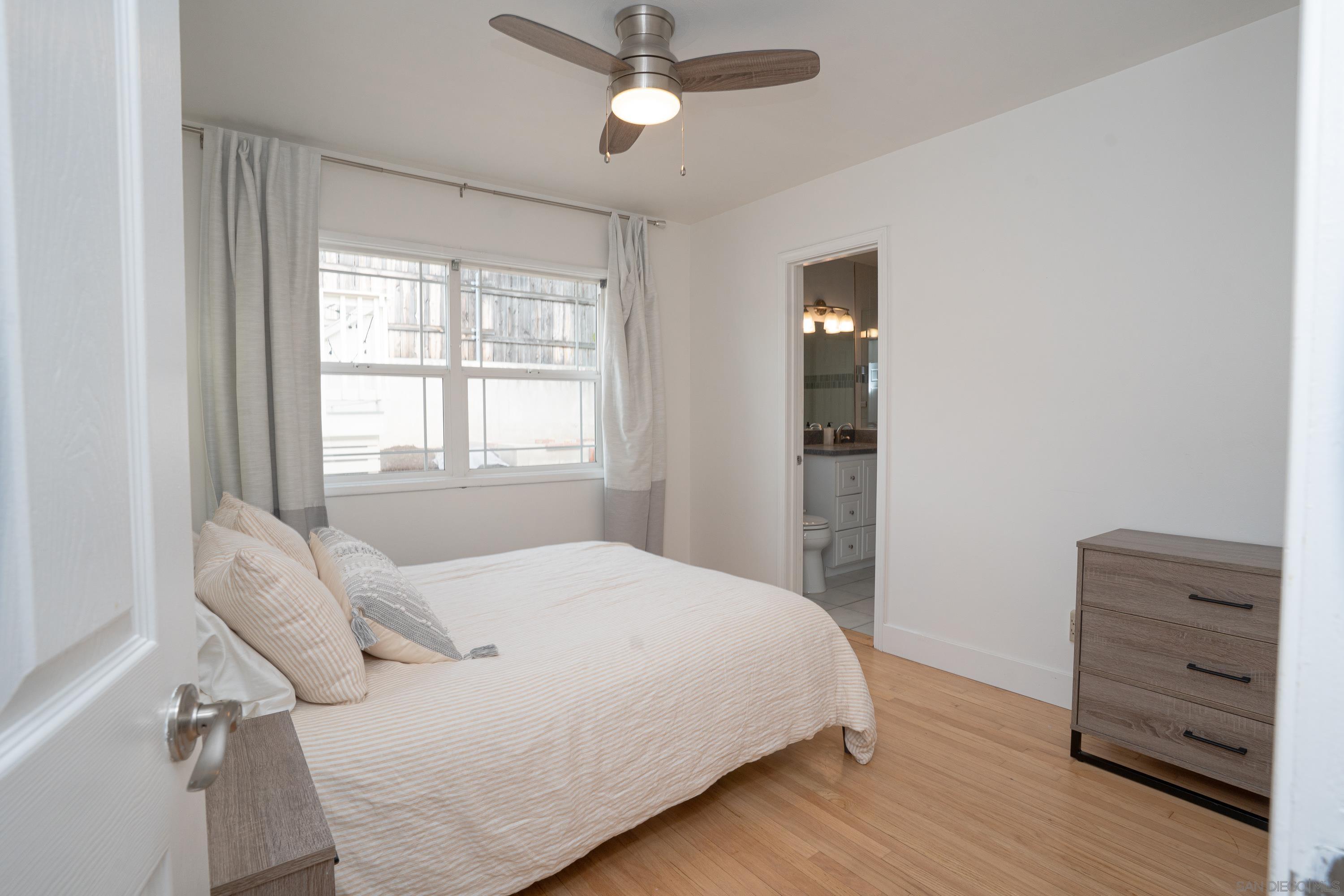 Detail Gallery Image 17 of 38 For 4810  Twain Ave., San Diego,  CA 92120 - 3 Beds | 2 Baths