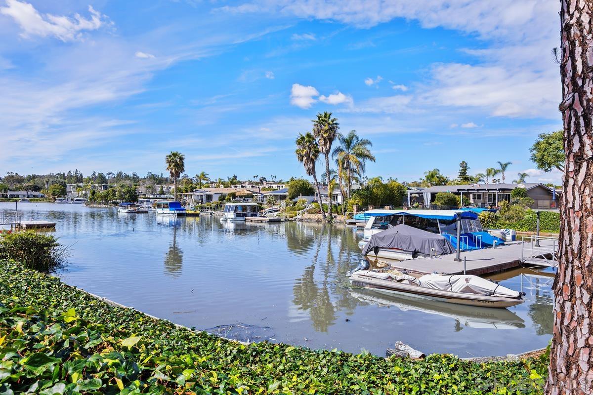 Detail Gallery Image 3 of 25 For 1448  La Linda Dr, San Marcos,  CA 92078 - 2 Beds | 2 Baths