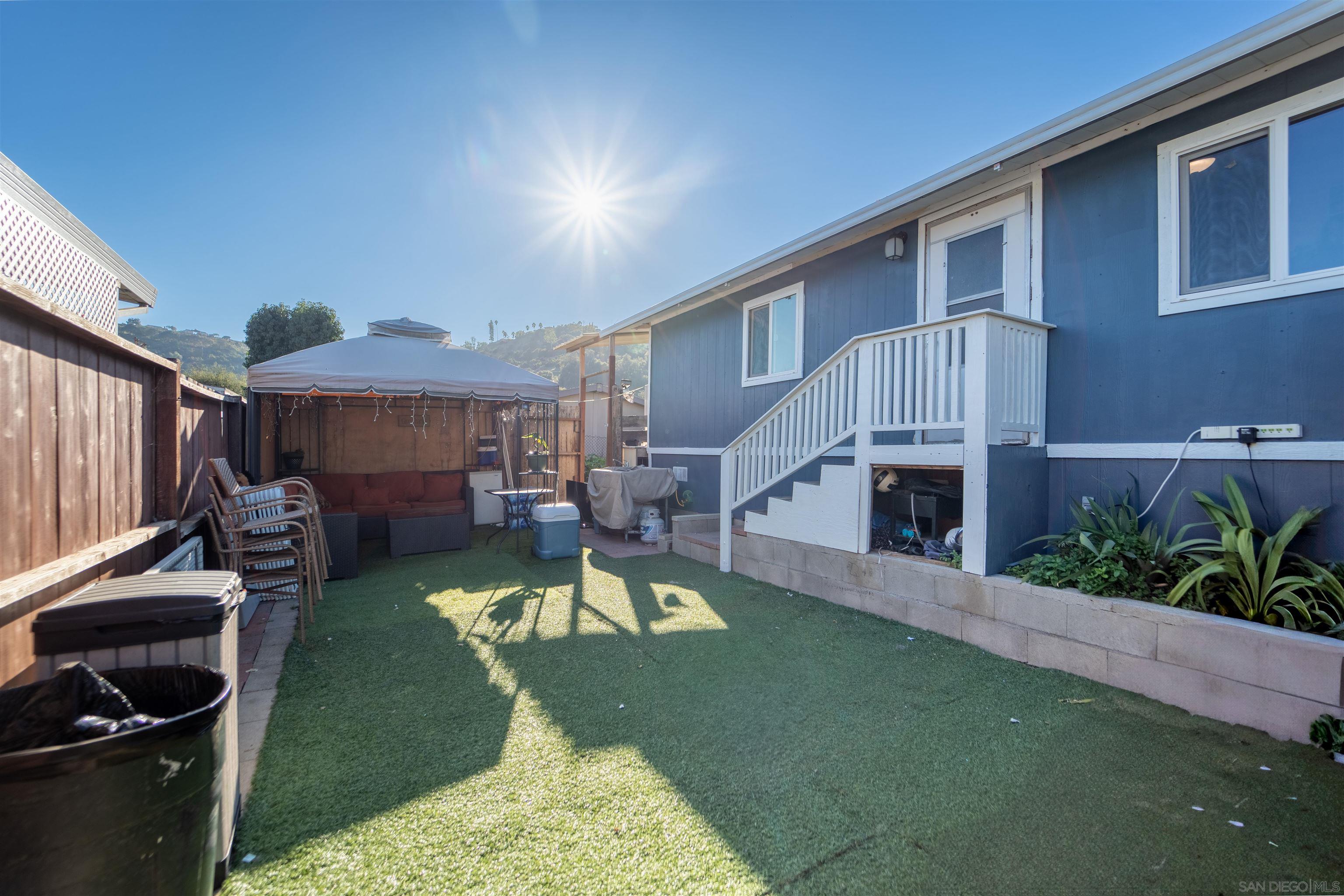 Detail Gallery Image 3 of 27 For 3909  Reche Rd  Spc 116,  Fallbrook,  CA 92028 - 3 Beds | 2 Baths