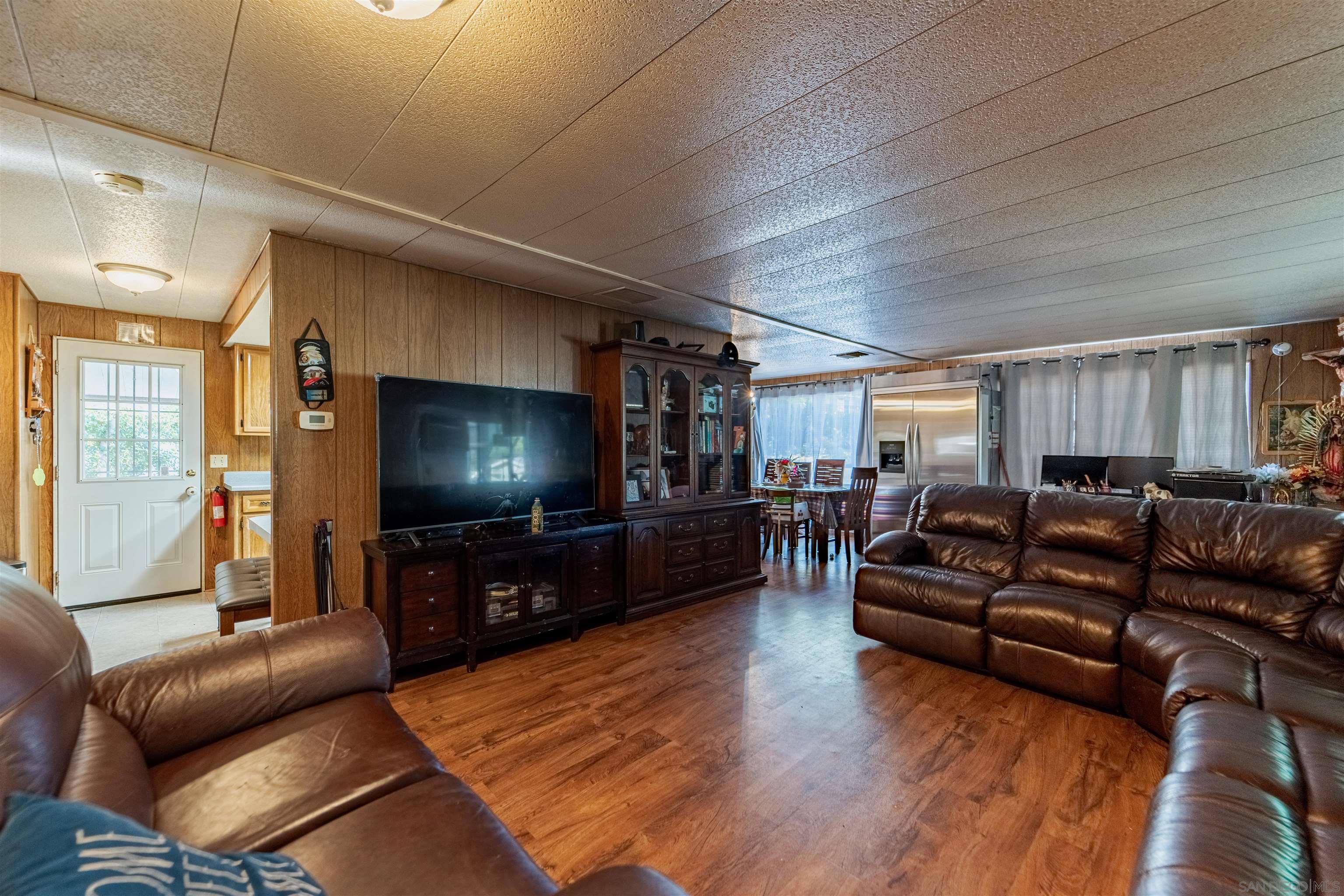 Detail Gallery Image 10 of 27 For 3909  Reche Rd  Spc 116,  Fallbrook,  CA 92028 - 3 Beds | 2 Baths