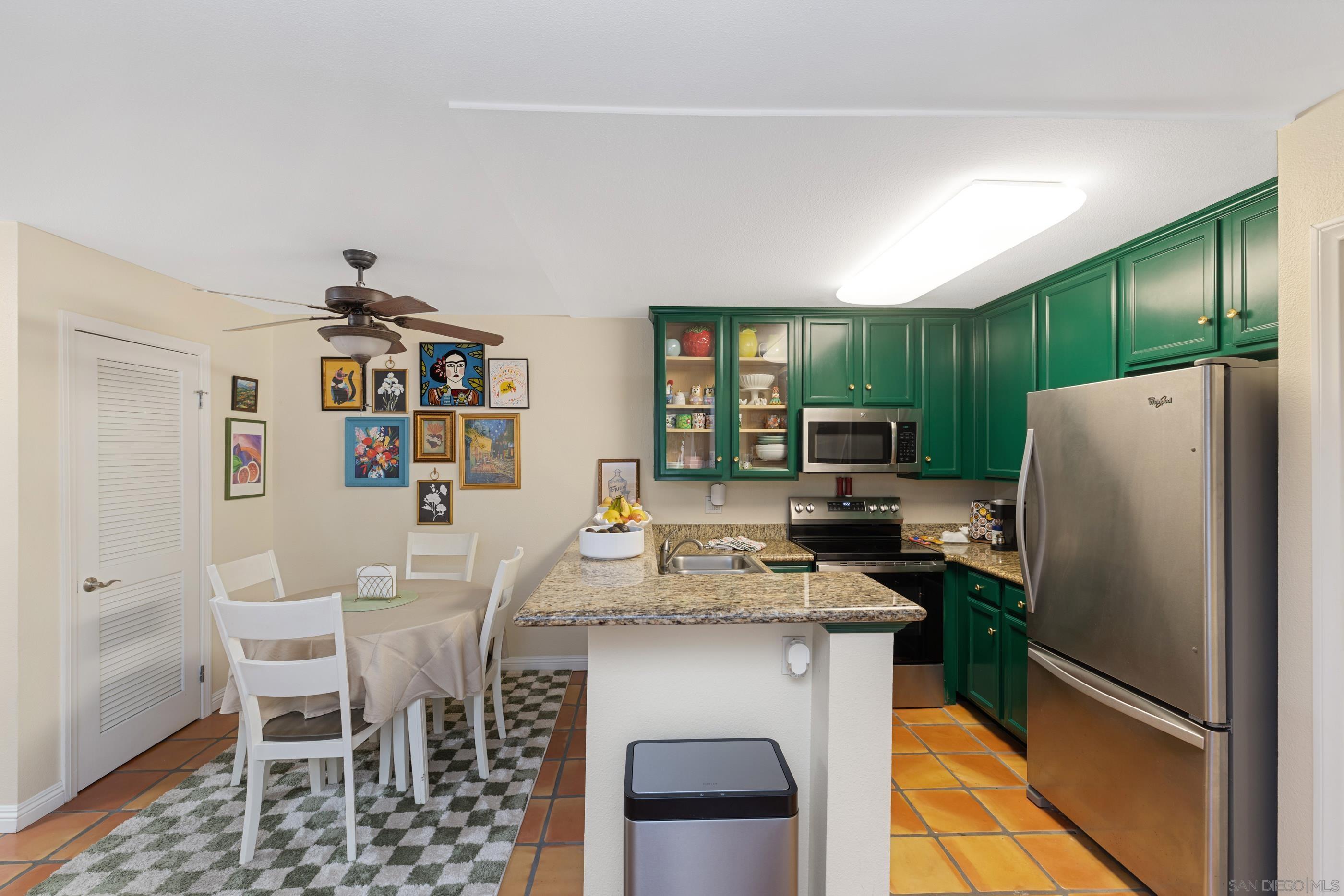 Detail Gallery Image 3 of 21 For 7757  Margerum Ave  #UNIT 150,  San Diego,  CA 92120 - 2 Beds | 2 Baths