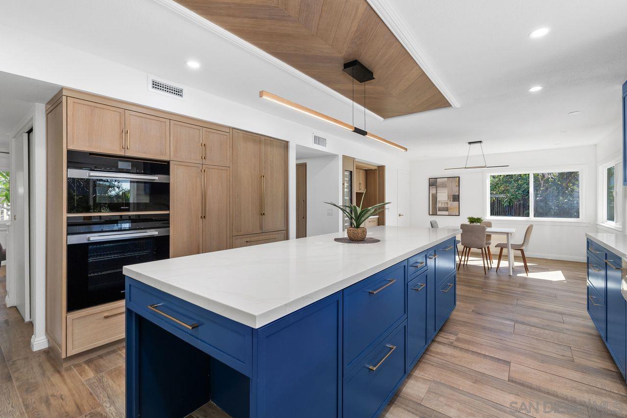 Detail Gallery Image 11 of 30 For 4404  Vivaracho Ct, San Diego,  CA 92124 - 4 Beds | 2/1 Baths