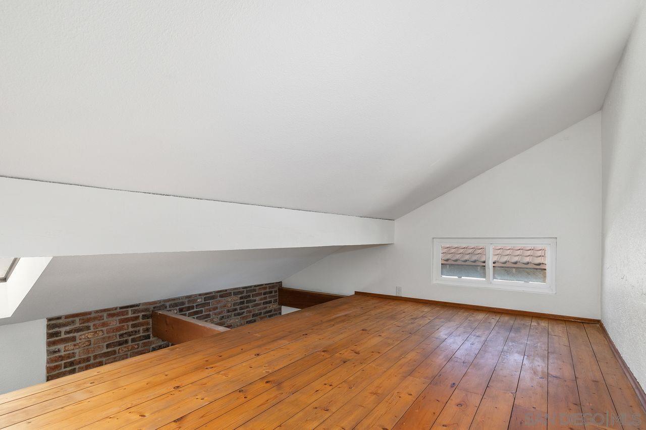 Detail Gallery Image 17 of 30 For 4404  Vivaracho Ct, San Diego,  CA 92124 - 4 Beds | 2/1 Baths