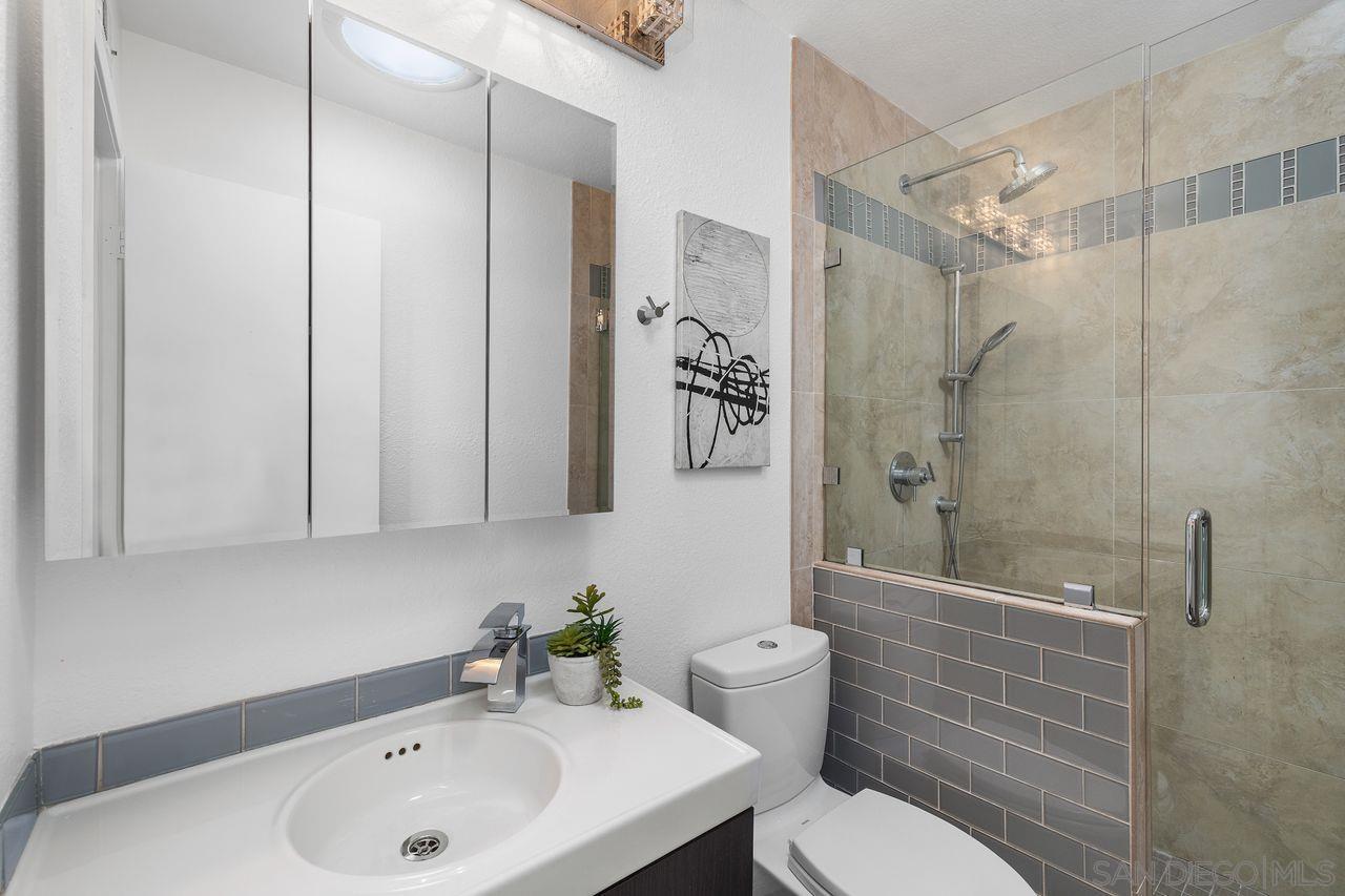 Detail Gallery Image 26 of 30 For 4404  Vivaracho Ct, San Diego,  CA 92124 - 4 Beds | 2/1 Baths