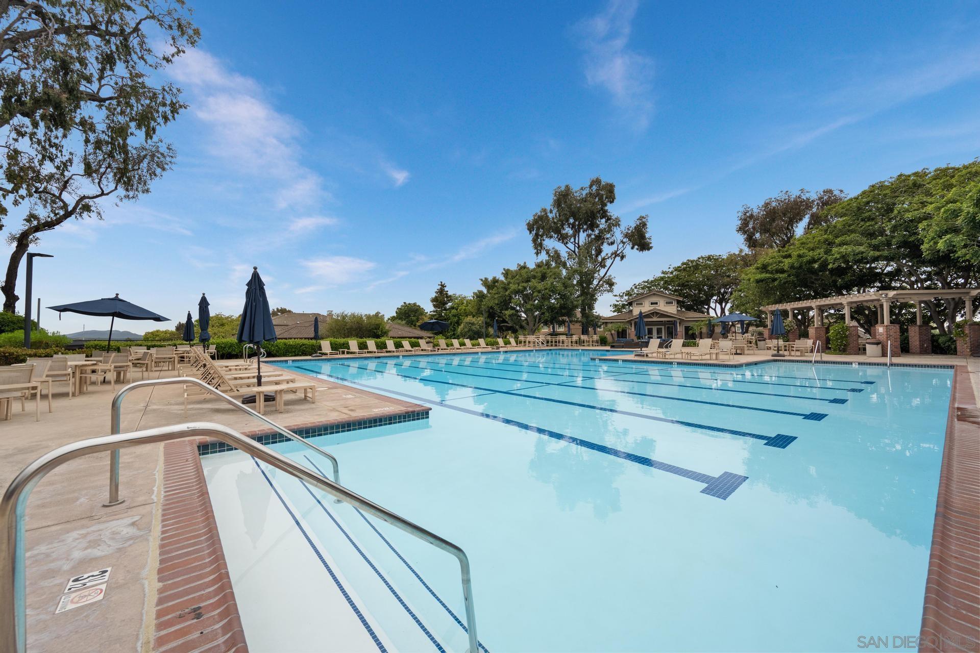 Detail Gallery Image 26 of 34 For 10575  Spruce Grove Ave, San Diego,  CA 92131 - 5 Beds | 3/1 Baths