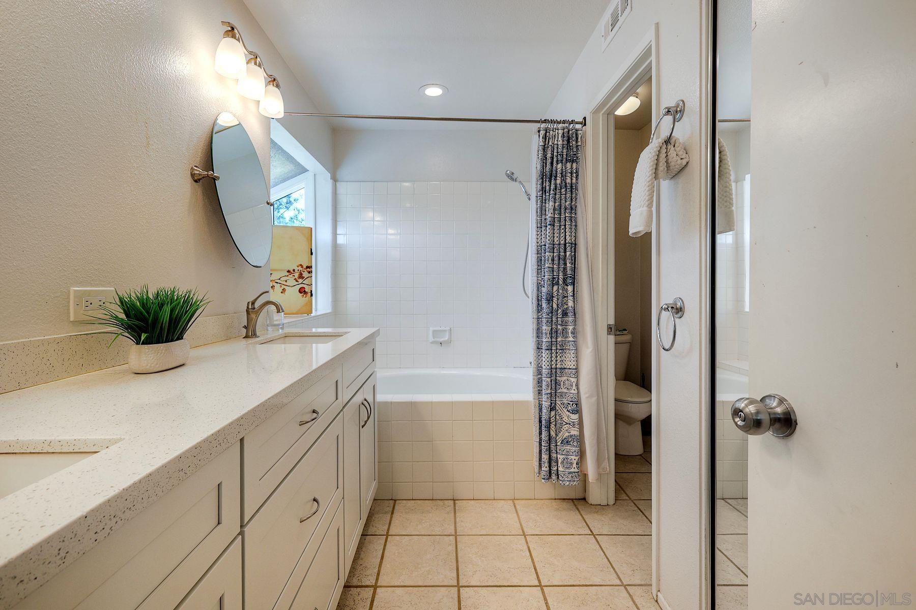 Detail Gallery Image 18 of 25 For 10620  Granby Way, San Diego,  CA 92126 - 3 Beds | 2/1 Baths