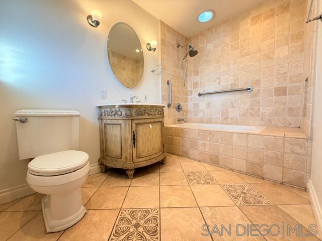 Detail Gallery Image 15 of 26 For 6142  Romany Dr, San Diego,  CA 92120 - 3 Beds | 2/1 Baths
