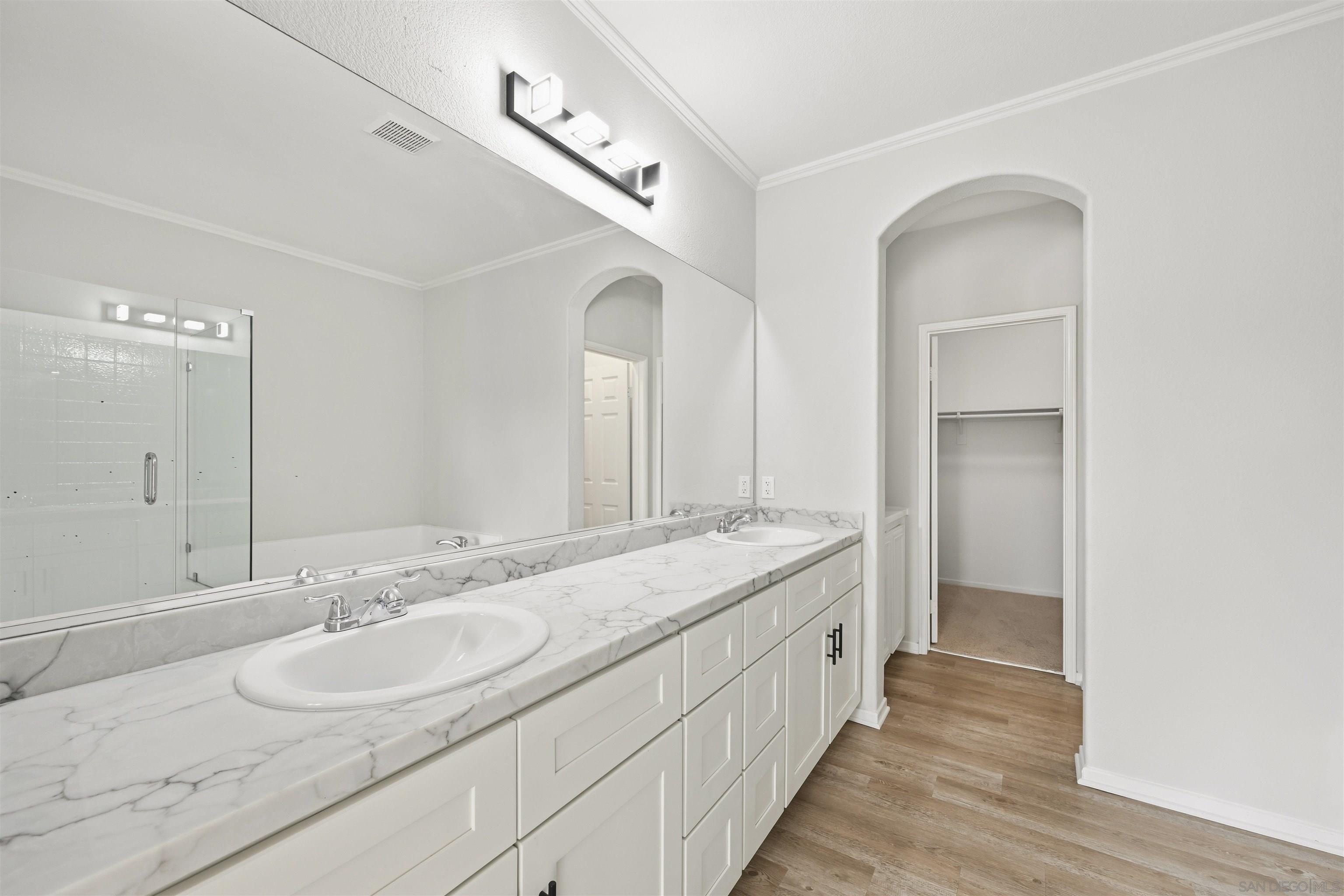 Detail Gallery Image 12 of 27 For 2732  Crown Ridge Rd  #3,  Chula Vista,  CA 91915 - 4 Beds | 2/1 Baths
