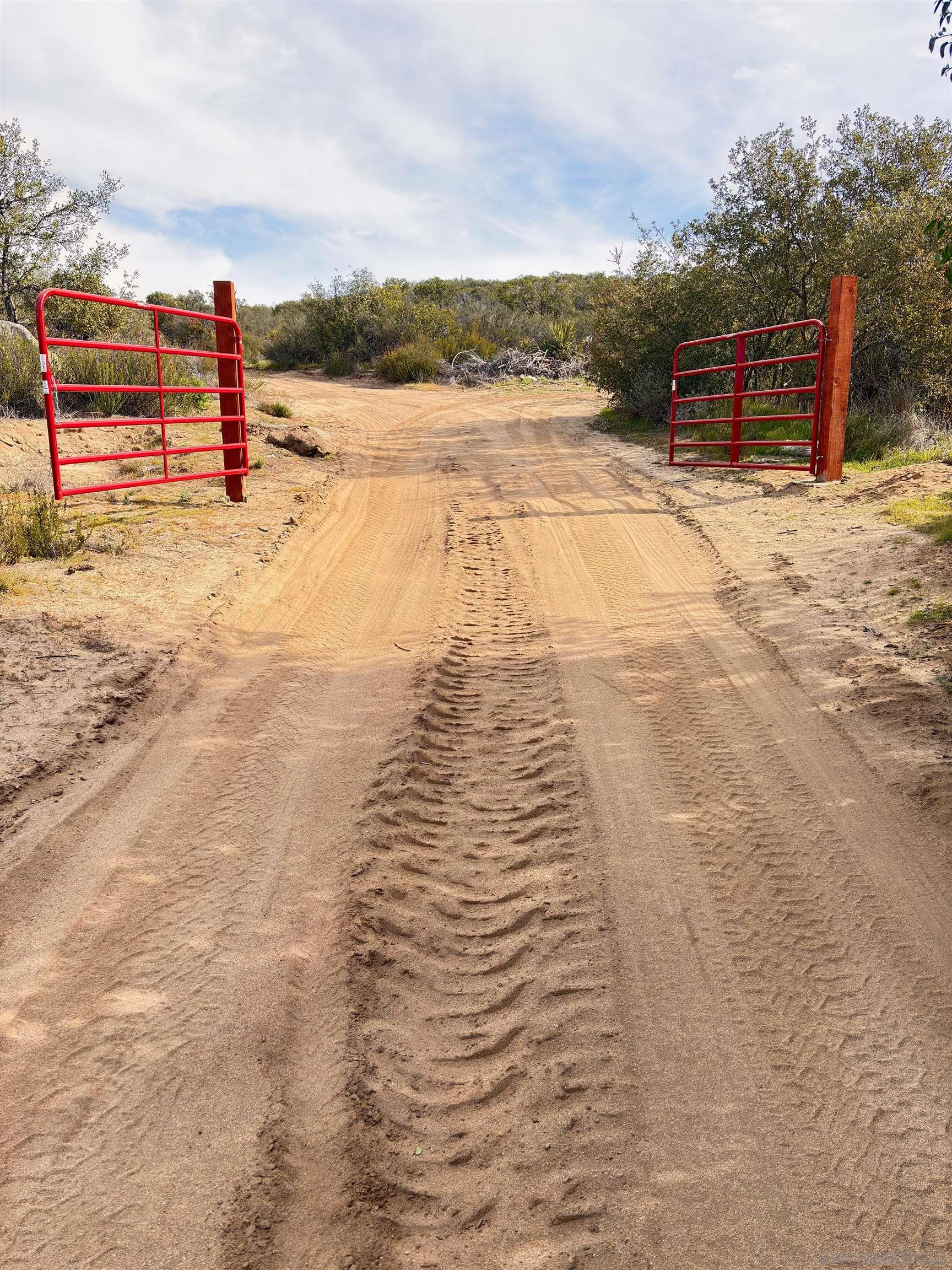 Front Image Thumbnail for SD260002880