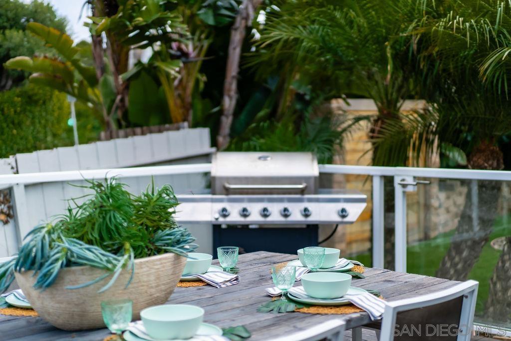 Detail Gallery Image 42 of 54 For 7904  Calle De La Plata, La Jolla,  CA 92037 - 4 Beds | 4/1 Baths