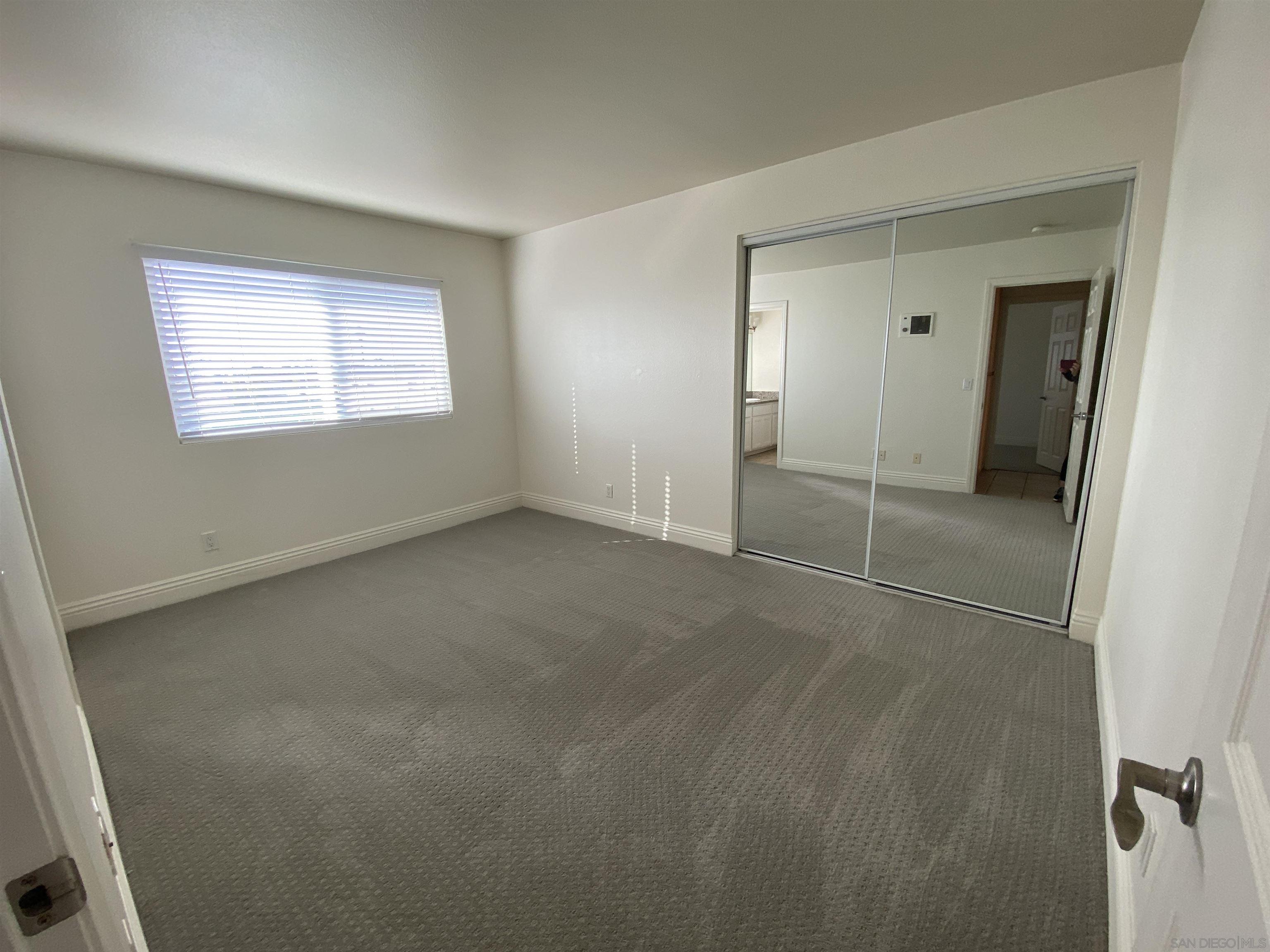 Detail Gallery Image 6 of 14 For 1324  Iris Ave.  2, Imperial Beach,  CA 91932 - 2 Beds | 1 Baths