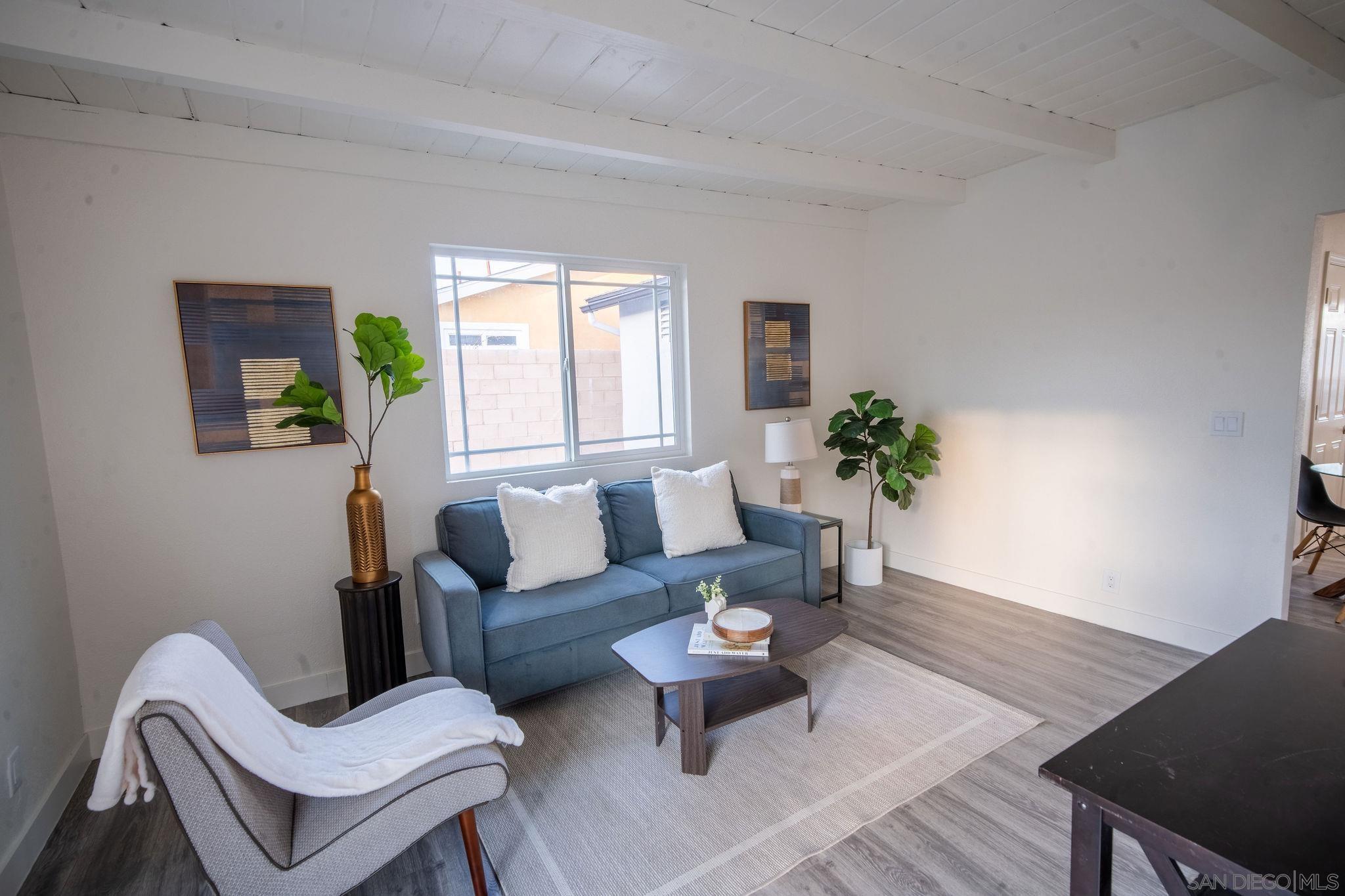 Detail Gallery Image 14 of 23 For 1654  Walbollen St, Spring Valley,  CA 91977 - 4 Beds | 2 Baths