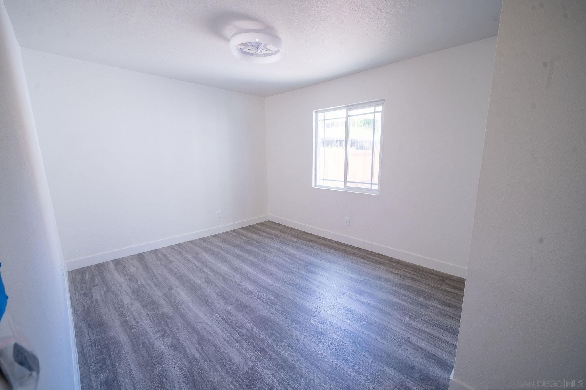 Detail Gallery Image 15 of 23 For 1654  Walbollen St, Spring Valley,  CA 91977 - 4 Beds | 2 Baths