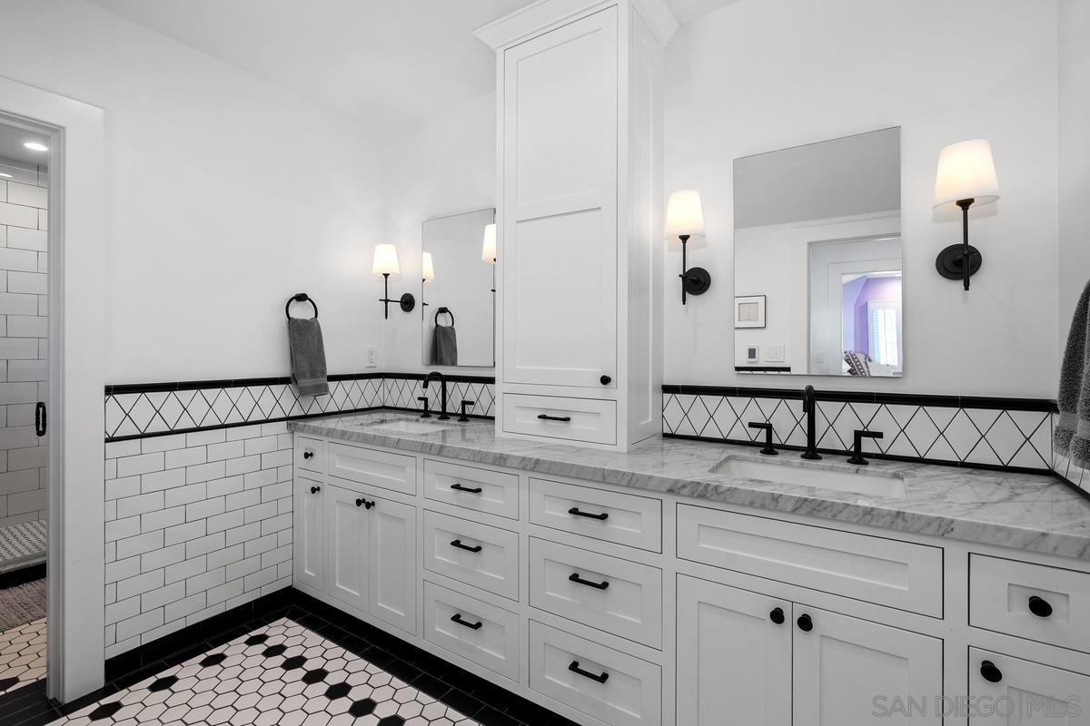 Detail Gallery Image 22 of 37 For 532  Marina Ave, Coronado,  CA 92118 - 6 Beds | 3/2 Baths