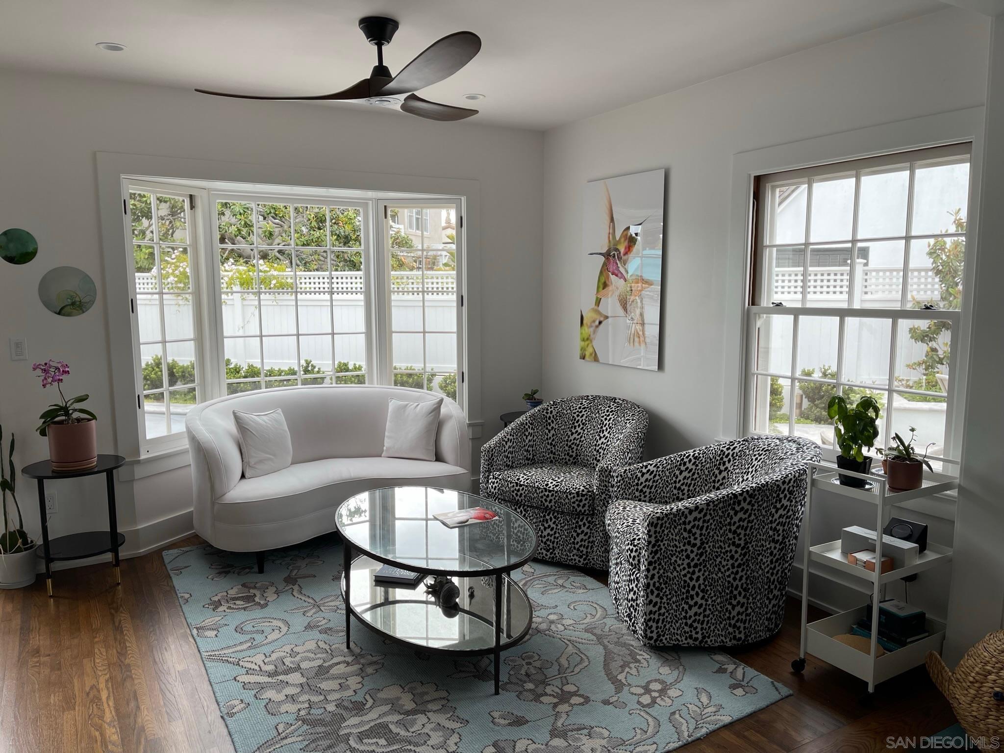 Detail Gallery Image 7 of 30 For 532  Marina Ave, Coronado,  CA 92118 - 7 Beds | 4/2 Baths