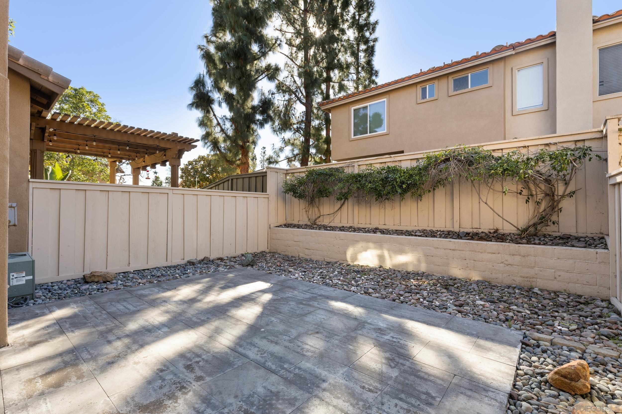 Detail Gallery Image 14 of 31 For 2184  Lago Ventana, Chula Vista,  CA 91914 - 3 Beds | 2/1 Baths